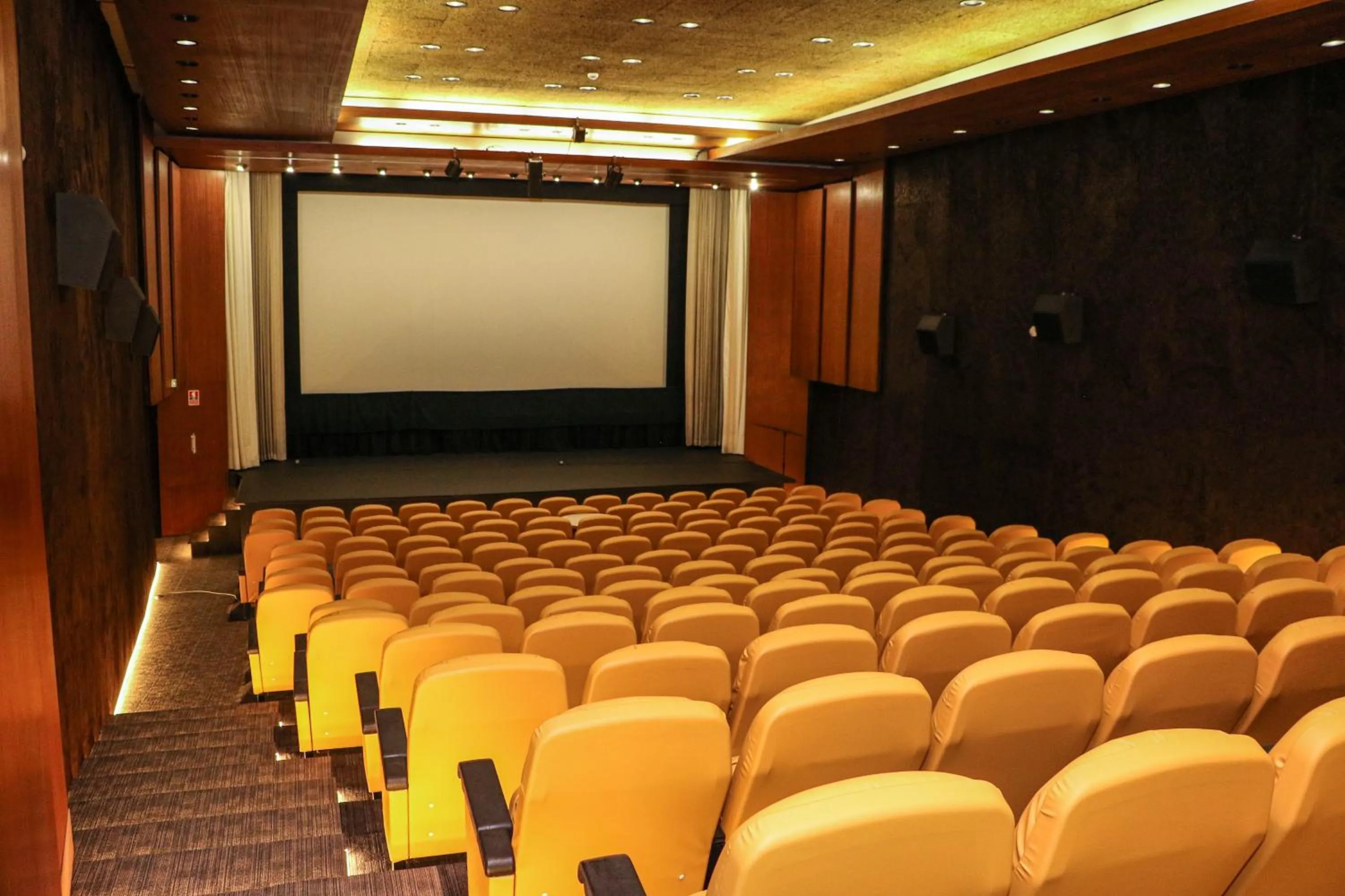 Business facilities in Hotel dos Cavaleiros