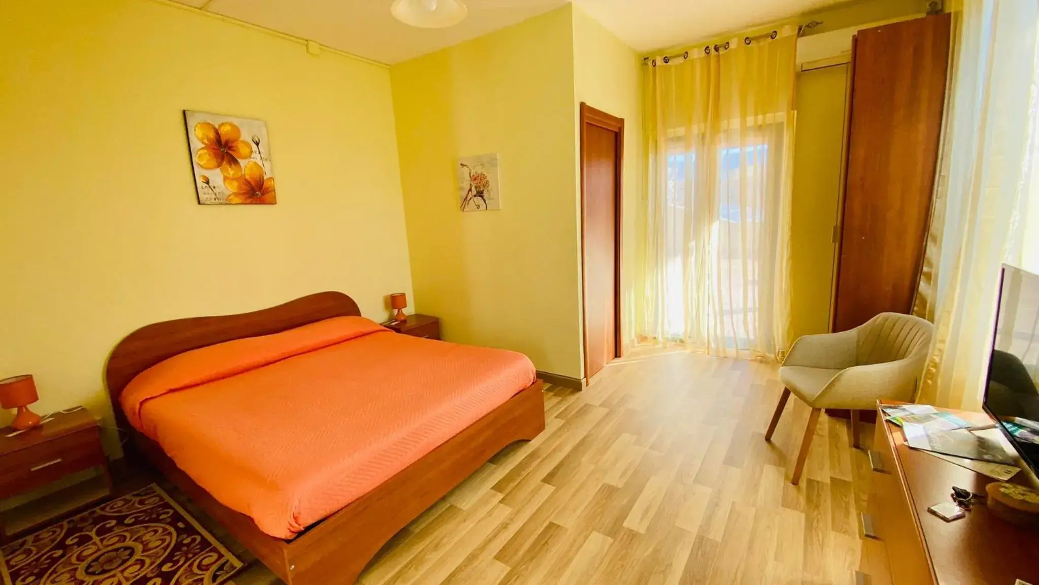 Double Room with Terrace in La Bouganville B&B Double Room with Terrace in La Bouganville B&B