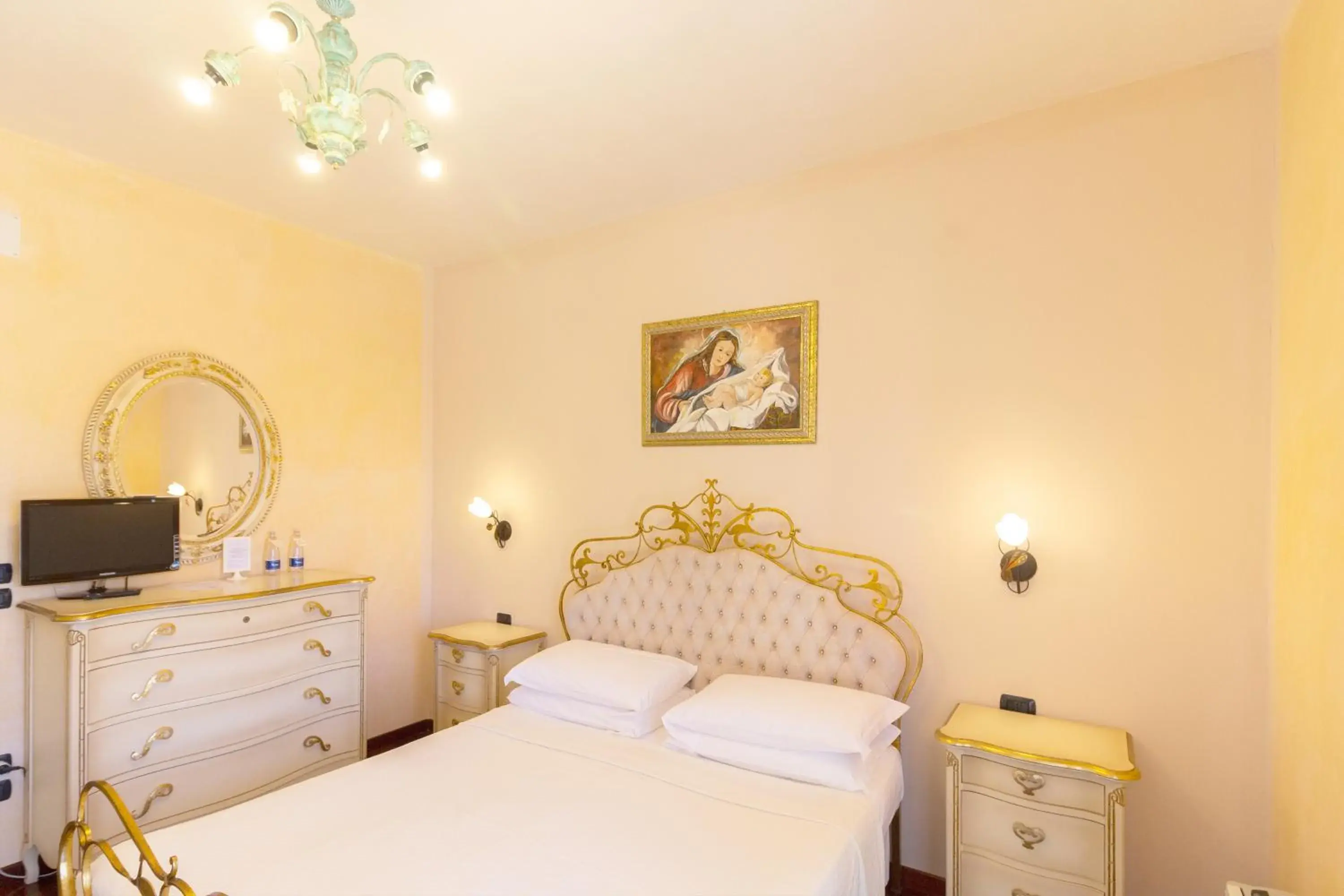 Executive Suite in Villa Rosa Antico Dimora Storica Executive Suite in Villa Rosa Antico Dimora Storica