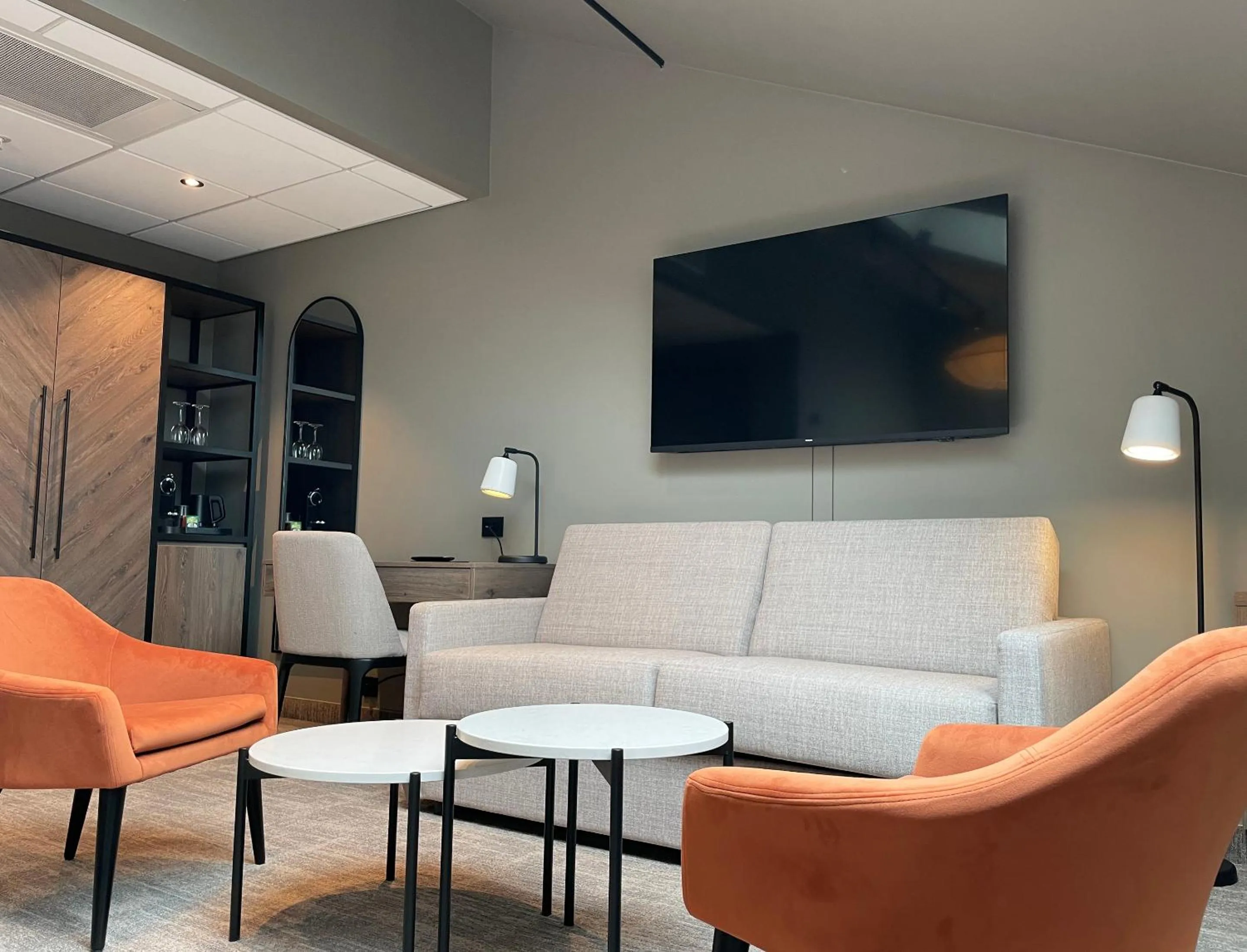 Bedroom in Karl Johan Hotel