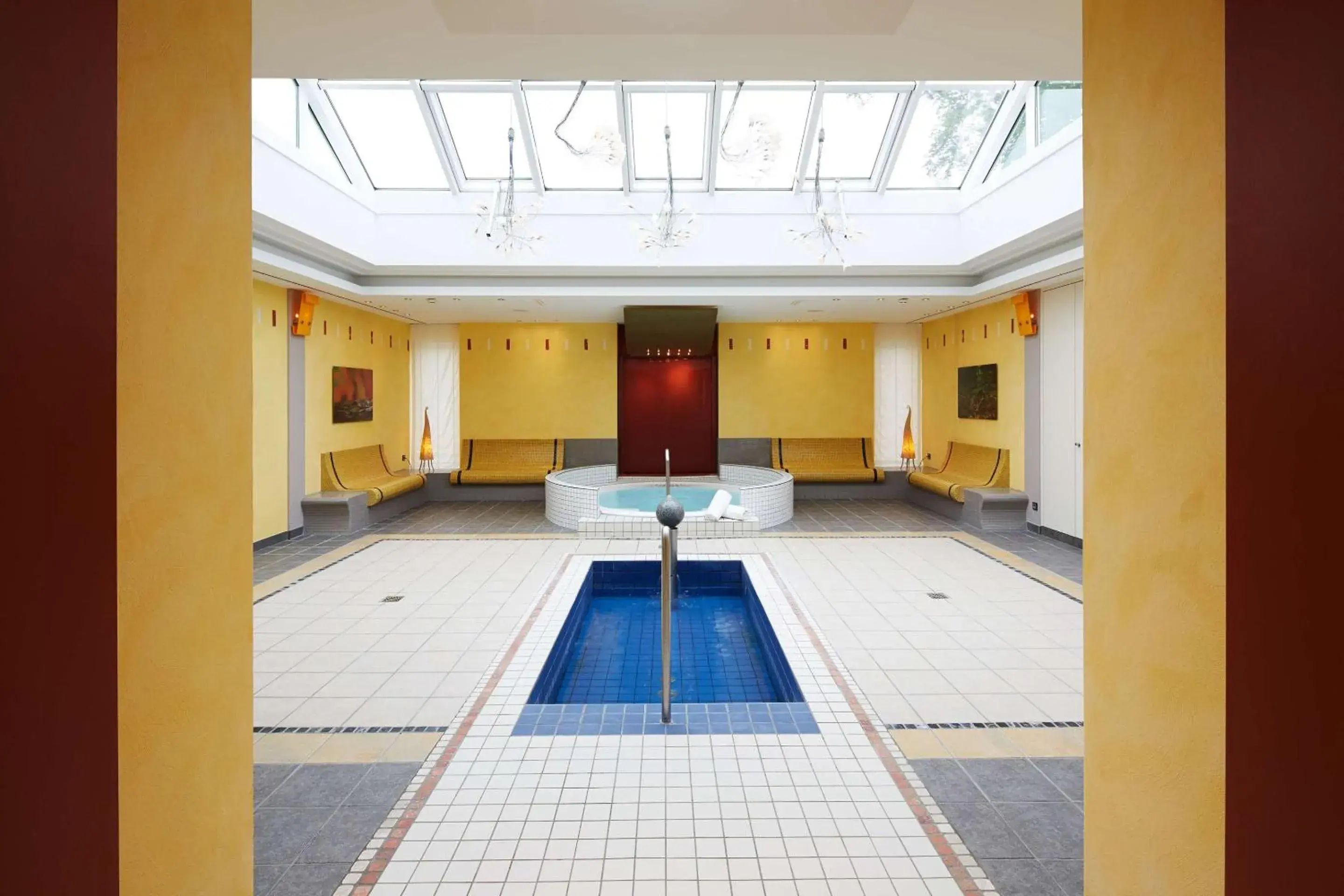 Pool view in Best Western Premier Park Hotel & Spa Pool view in Best Western Premier Park Hotel & Spa