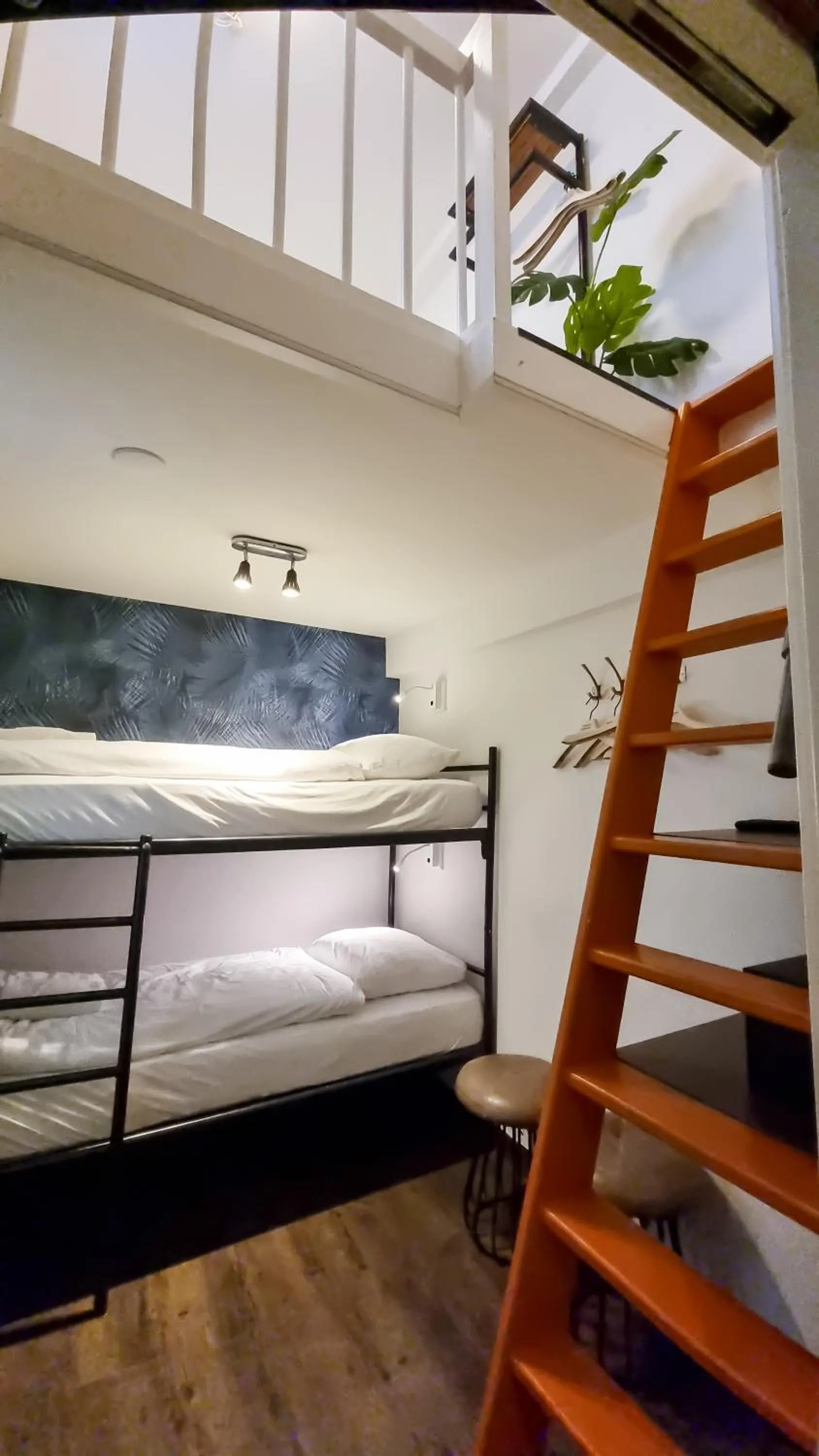 Bed in Tourist Inn One Amsterdam