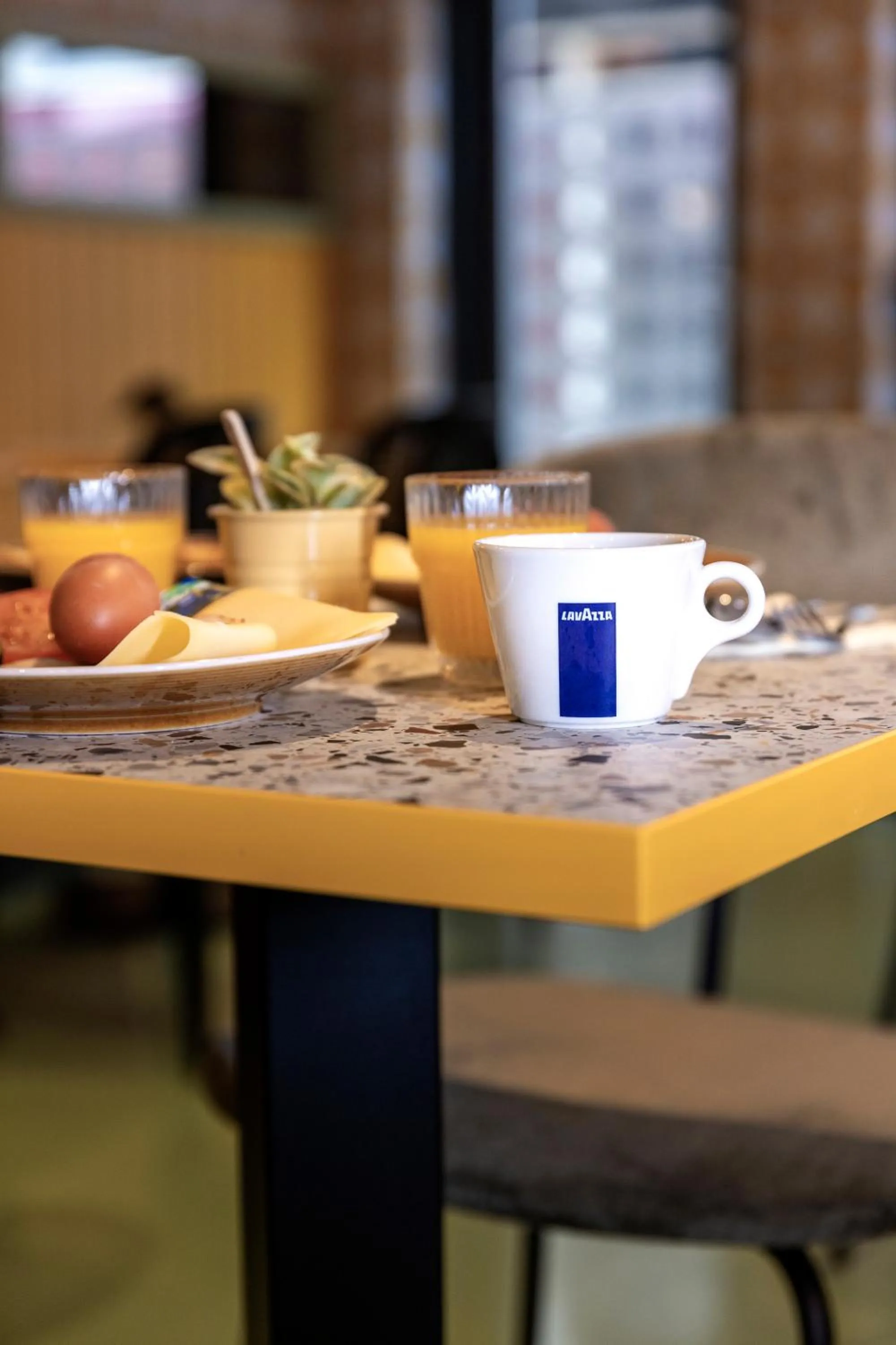 Tourist Inn One Amsterdam