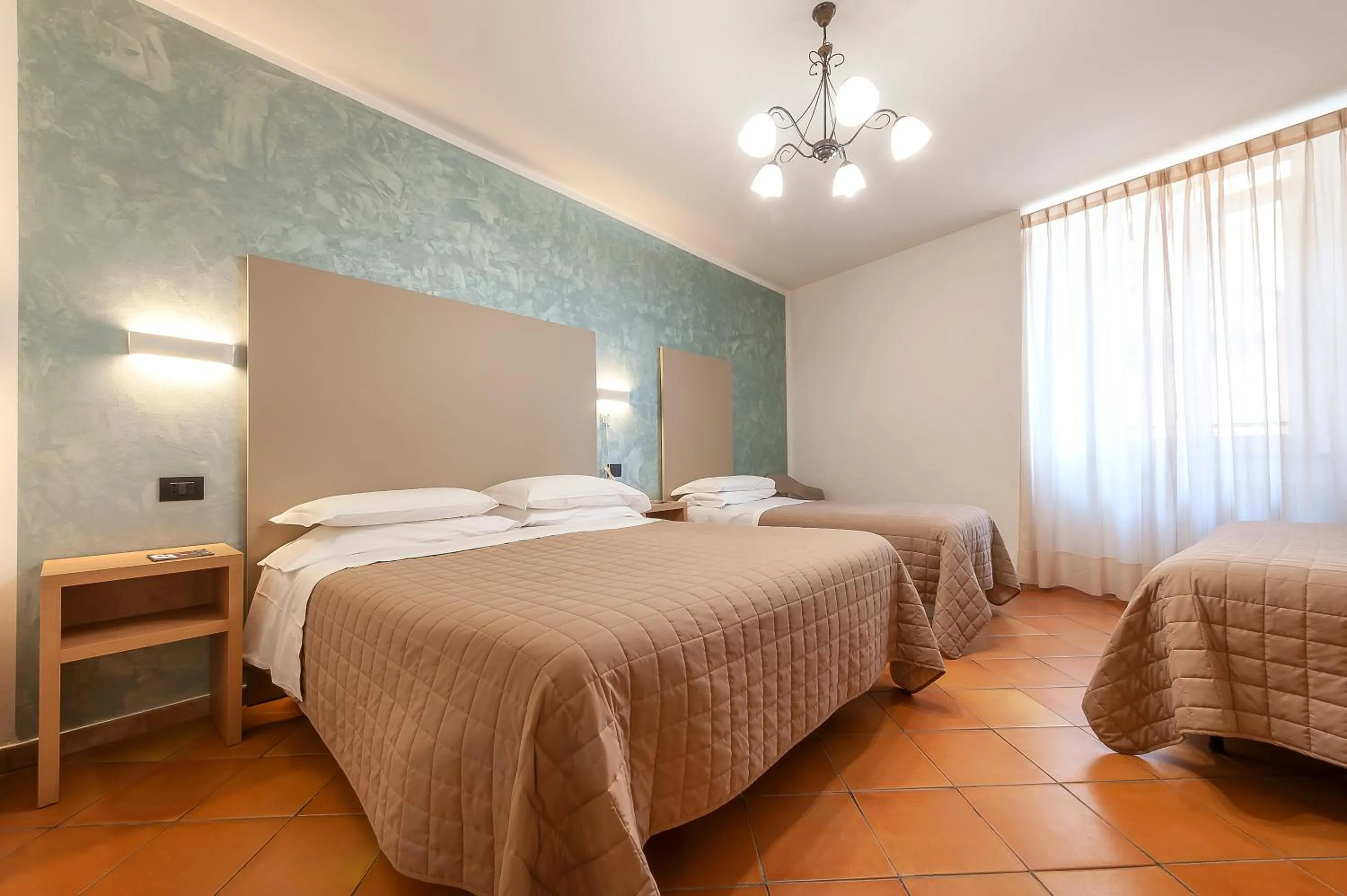 Bedroom, Bed in Hotel Sole