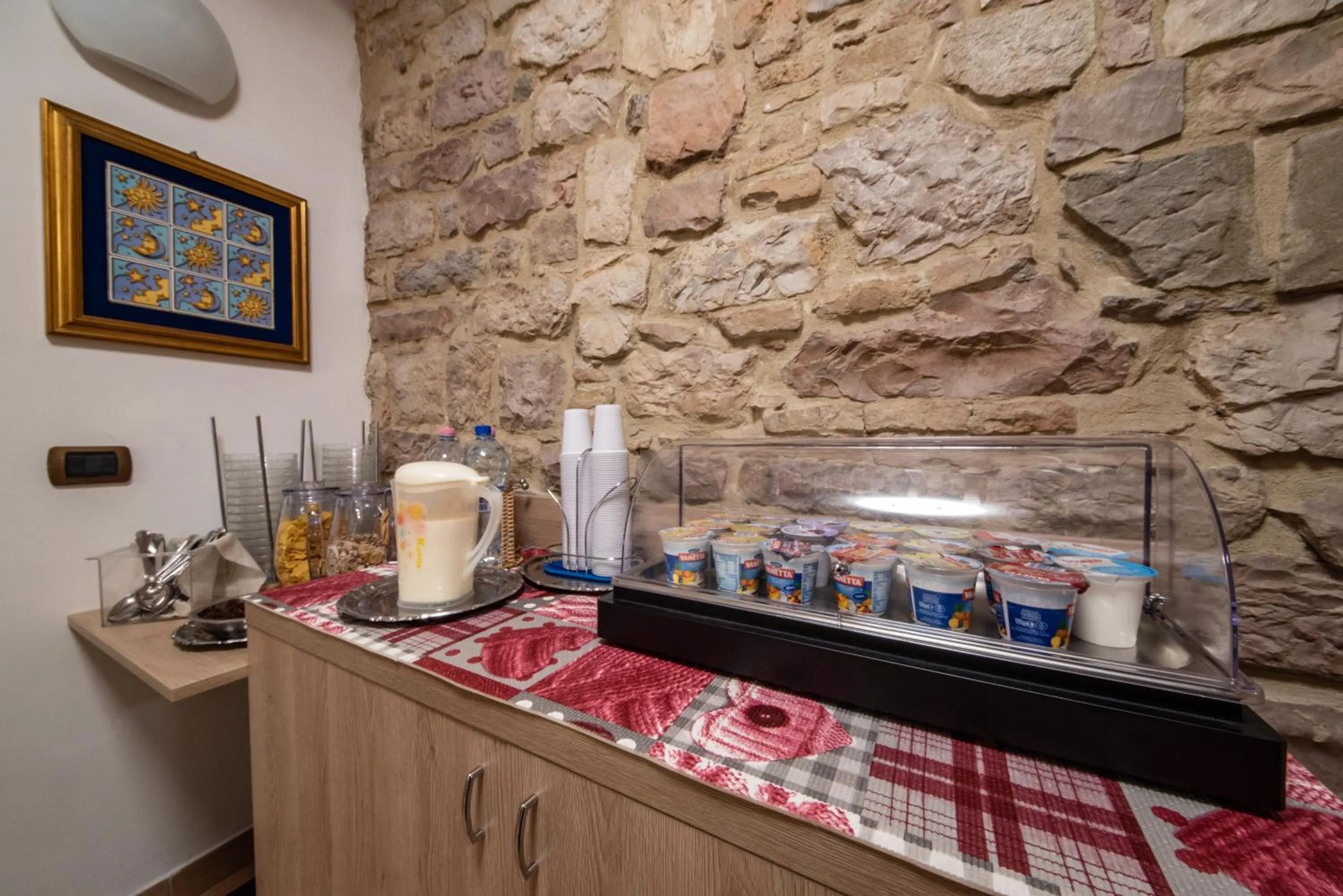 Buffet breakfast in Hotel Sole