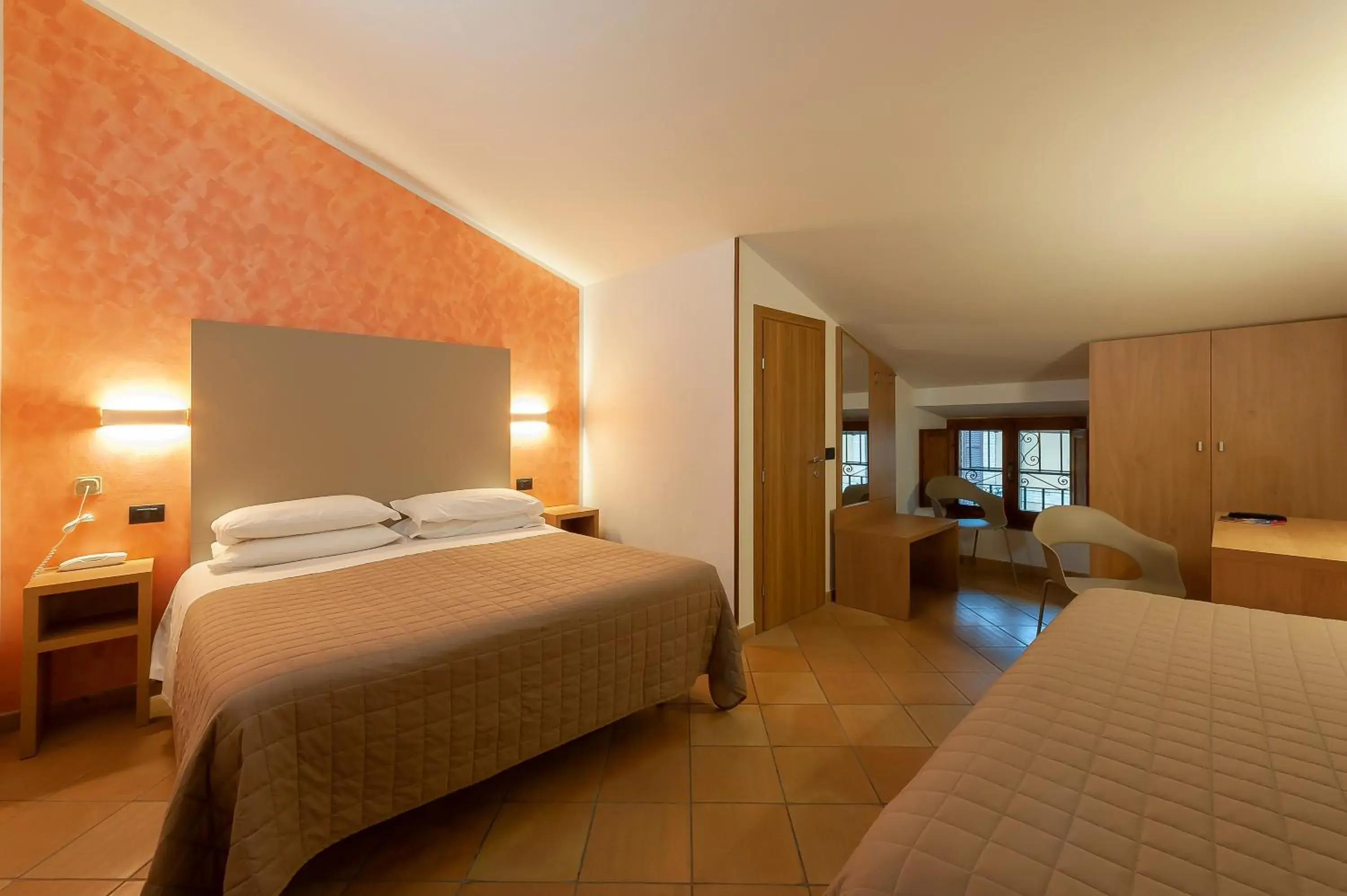 Bedroom, Bed in Hotel Sole Bedroom, Bed in Hotel Sole