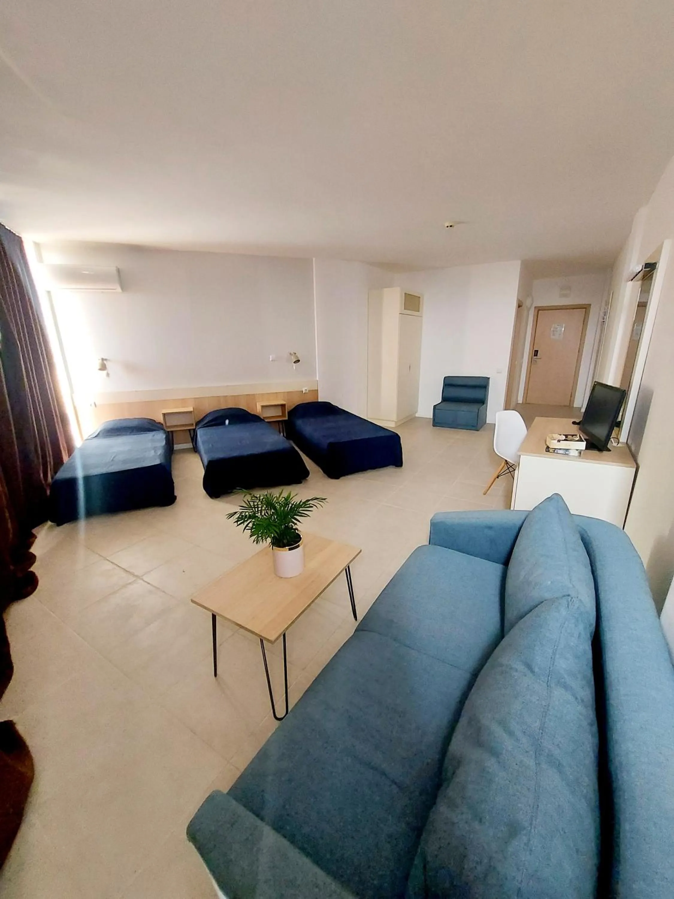 Living room in Hotel Sunrise Golden Sands