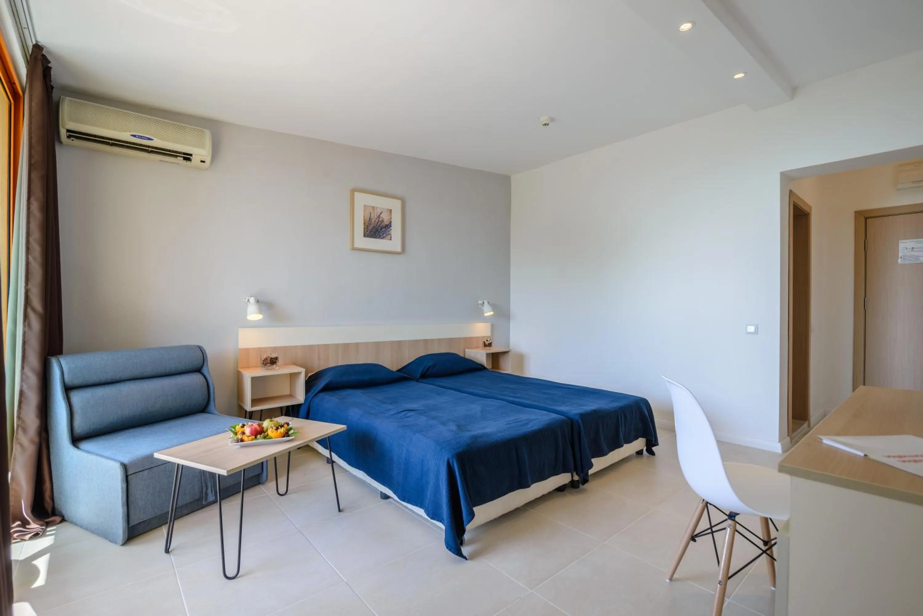 Bed in Hotel Sunrise Golden Sands