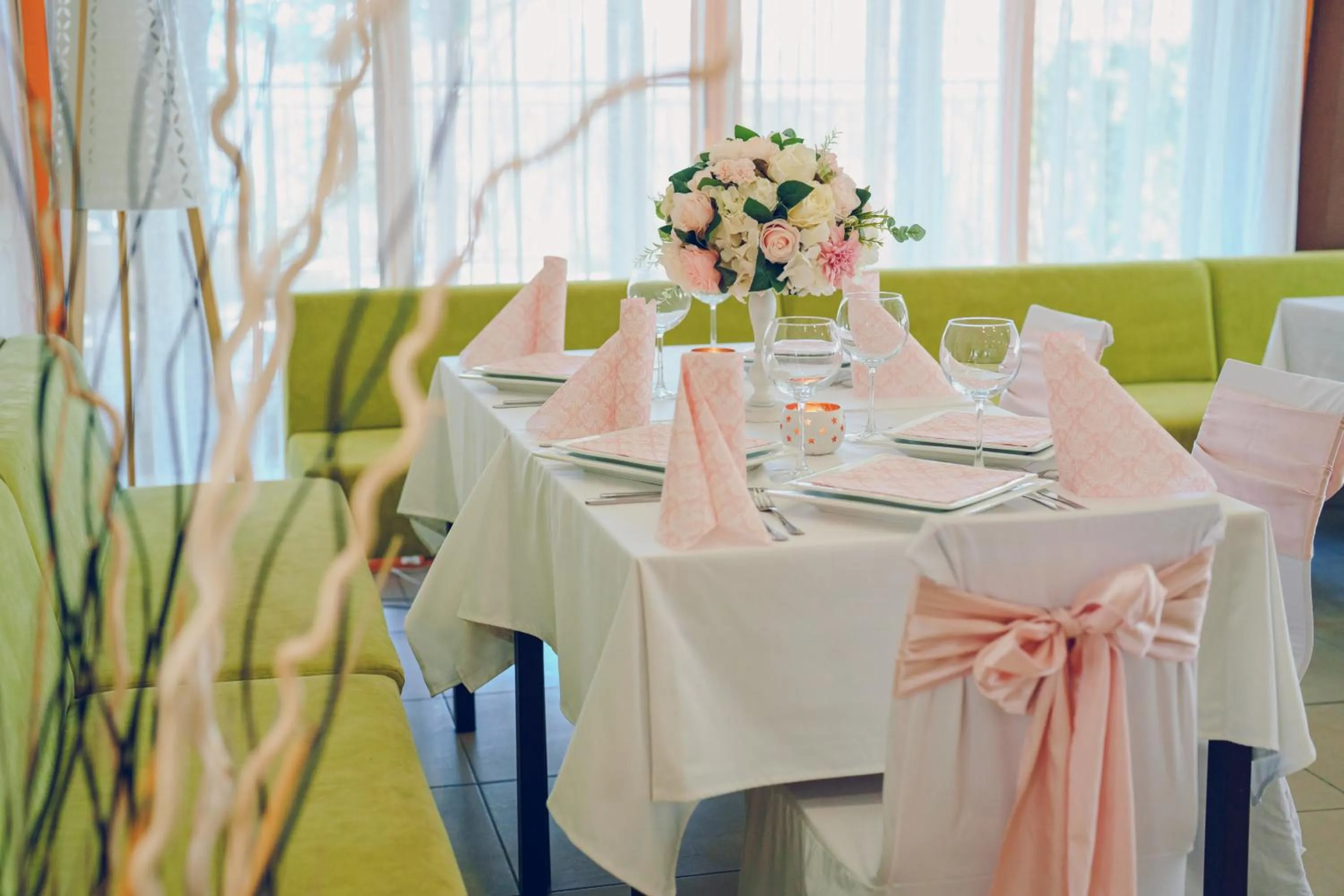 Evening entertainment in Hotel Sunrise Golden Sands