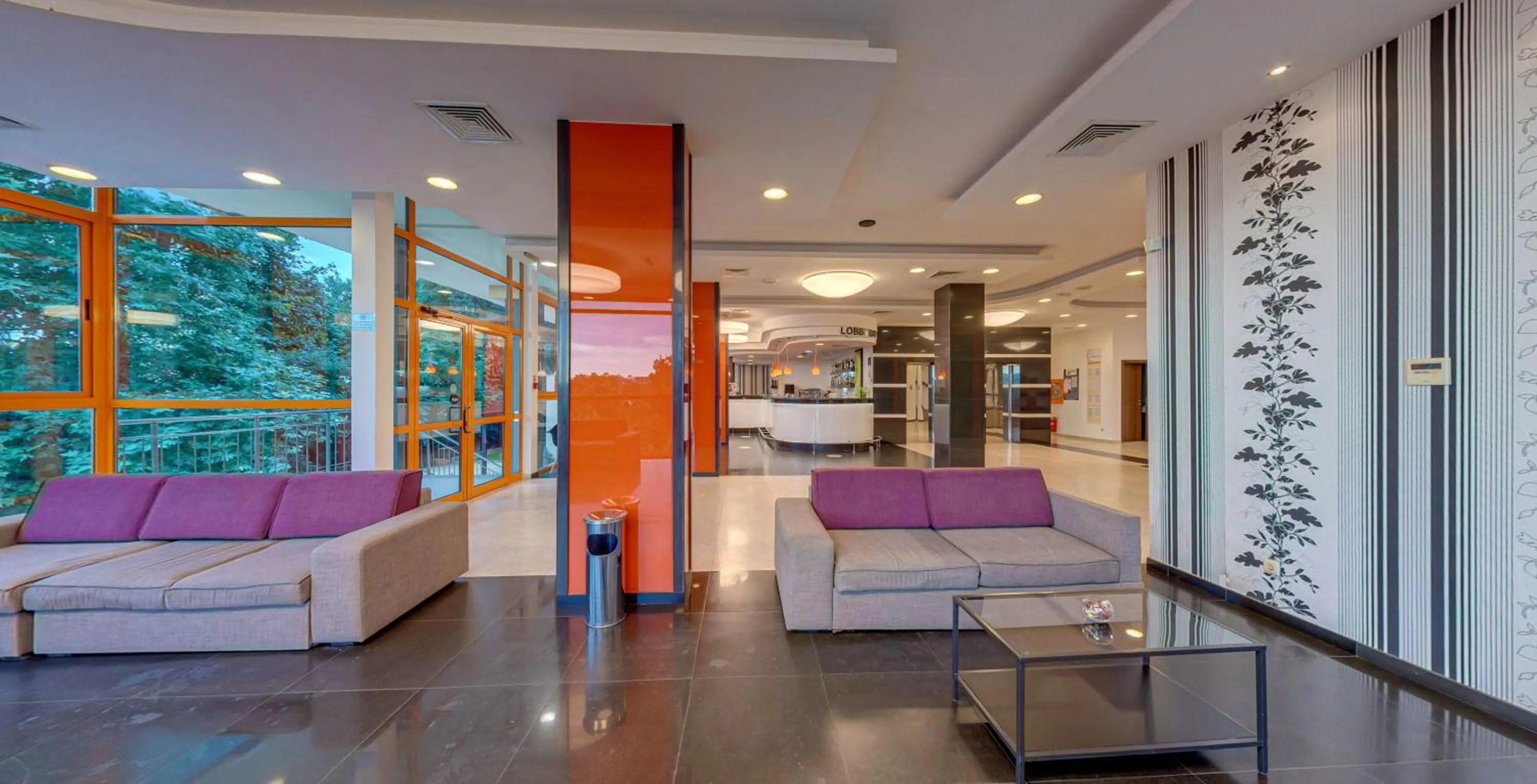 Lobby or reception in Hotel Sunrise Golden Sands