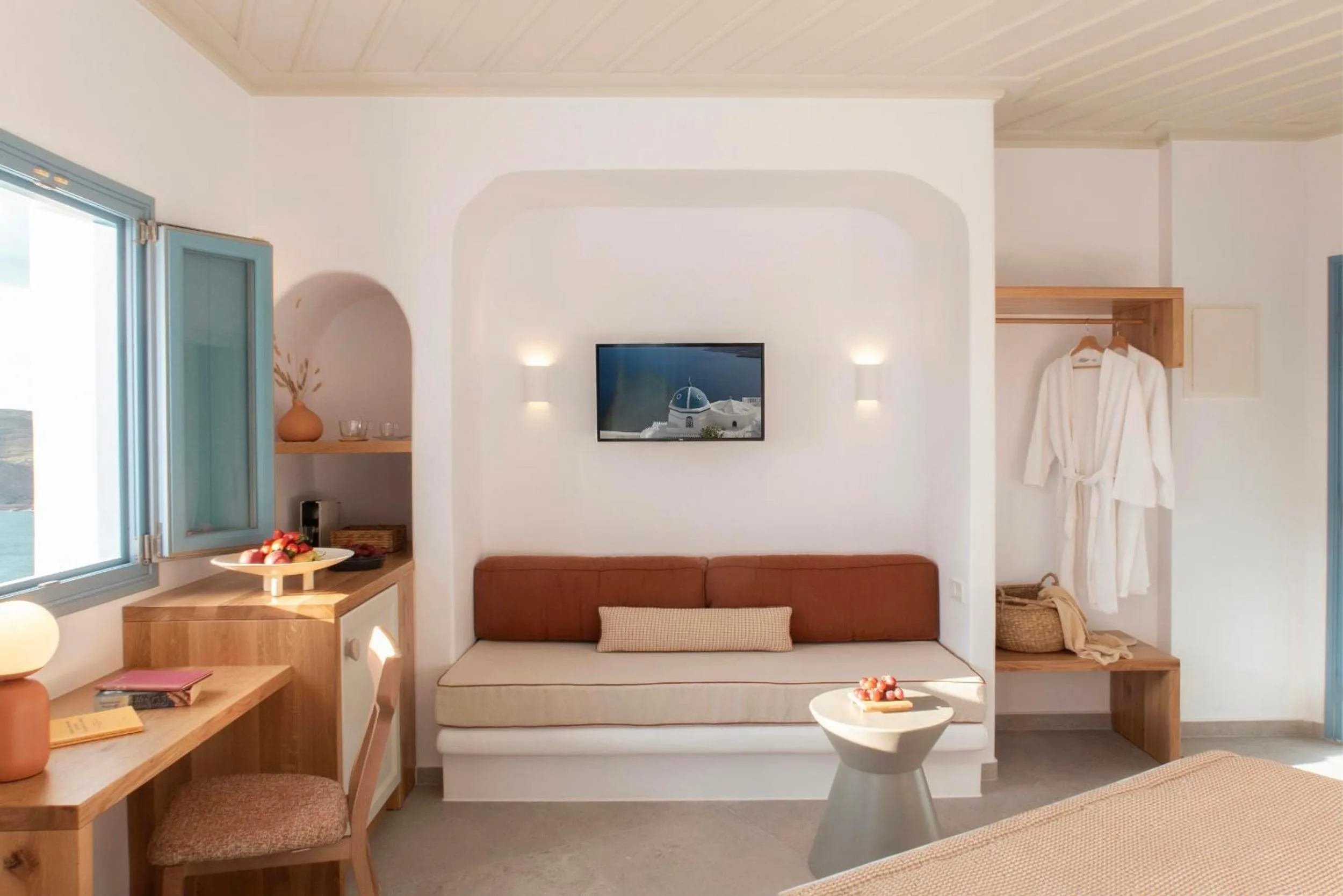 TV and multimedia, Bed in Andromeda Resort