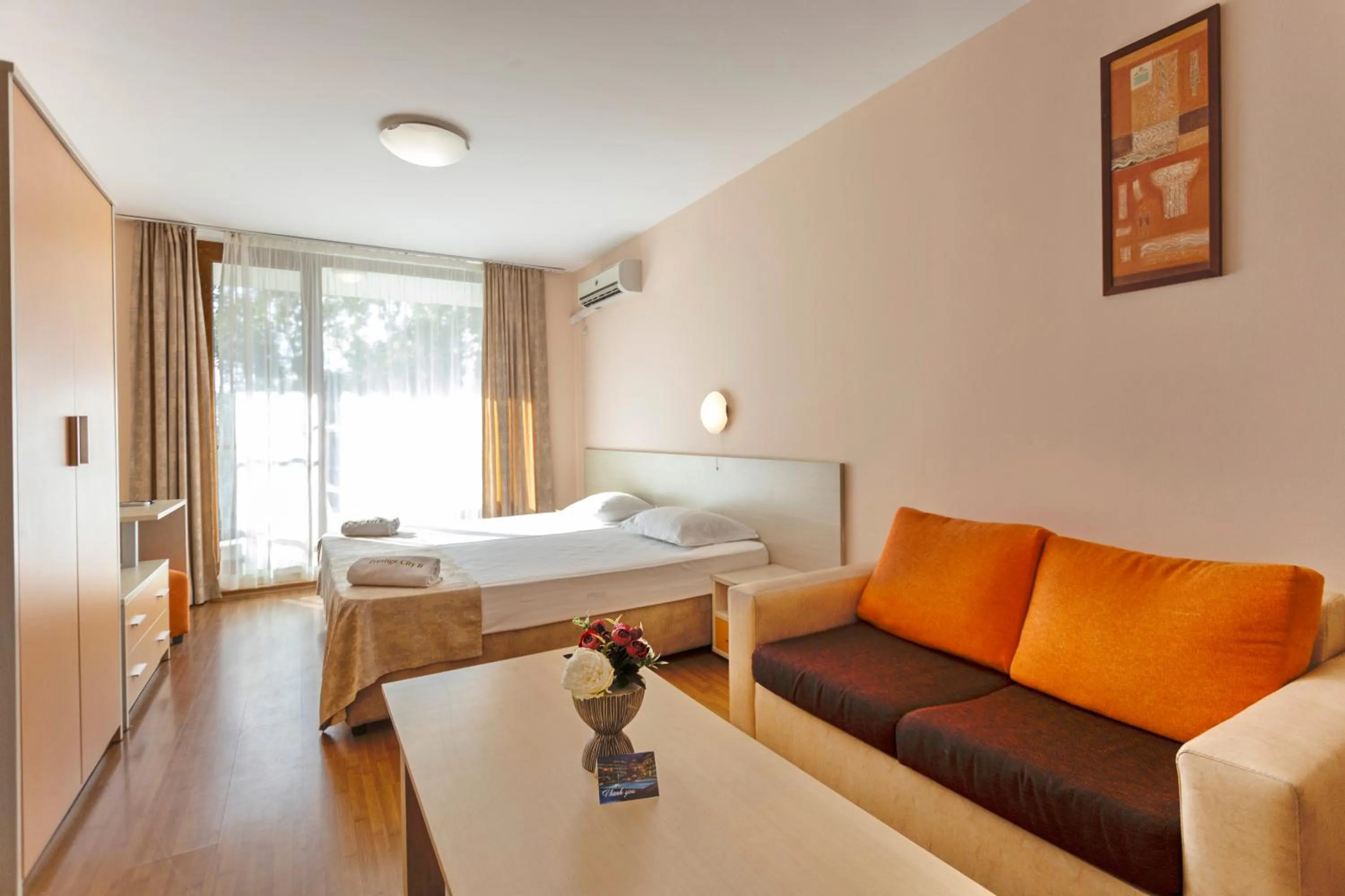 Bed in Aparthotel Hotel Prestige City II