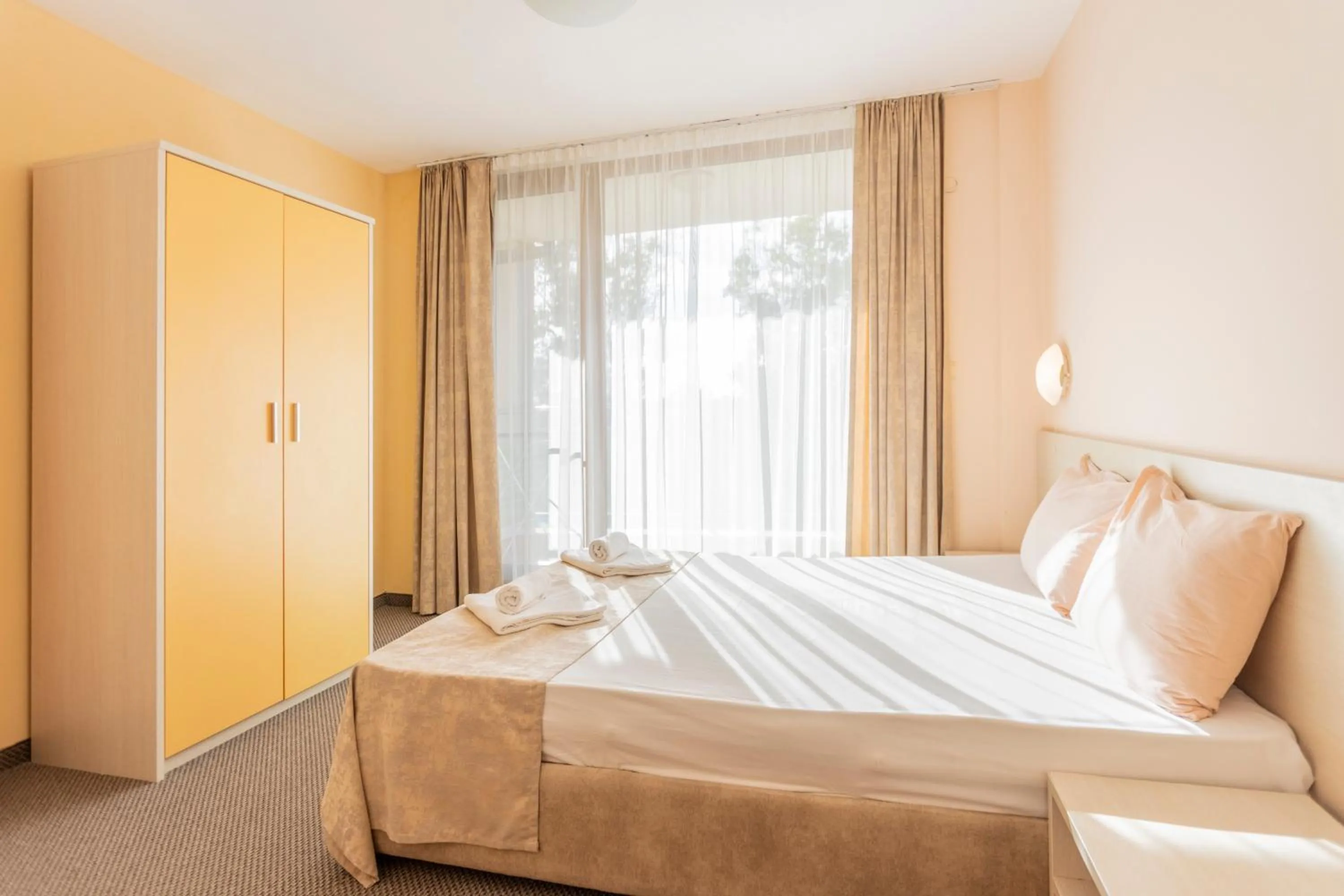 Bed in Aparthotel Hotel Prestige City II