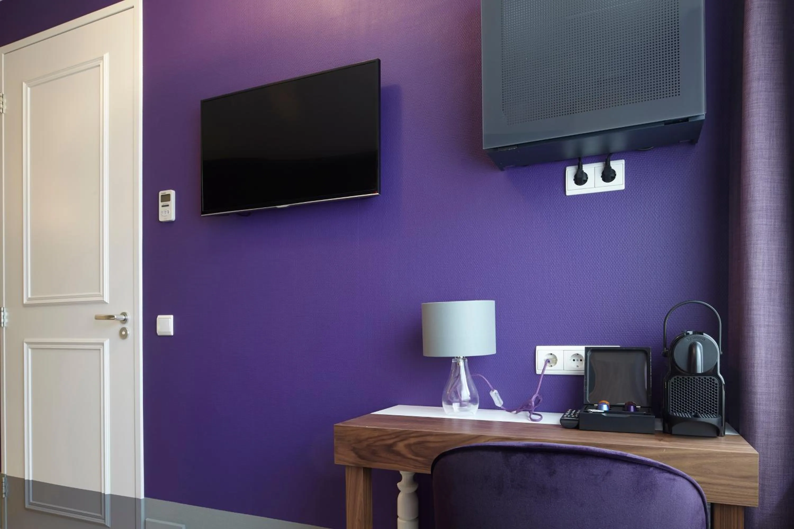 Photo of the whole room in The Muse Amsterdam - Boutique Hotel