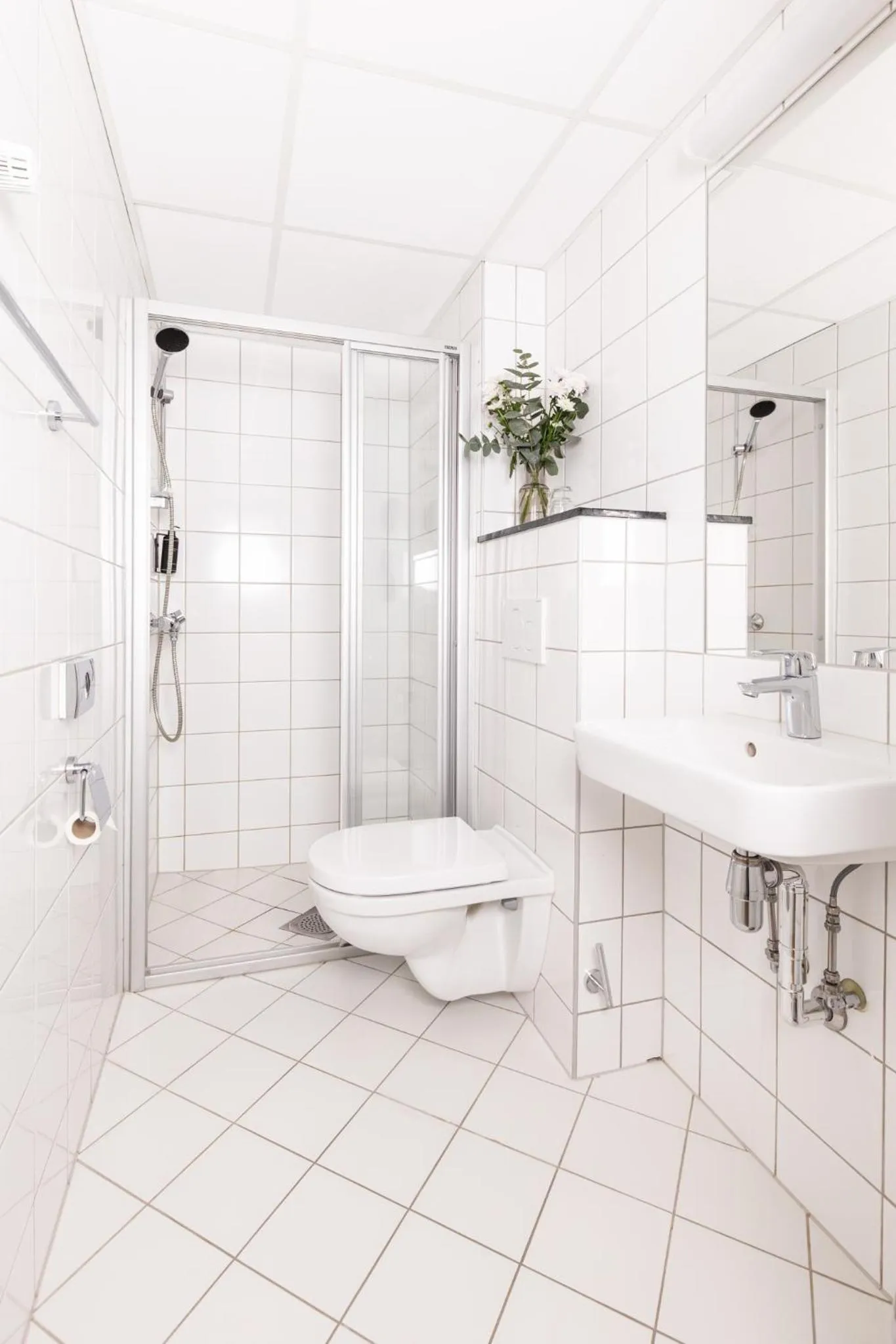 Shower in Thon Partner Hotel Backlund