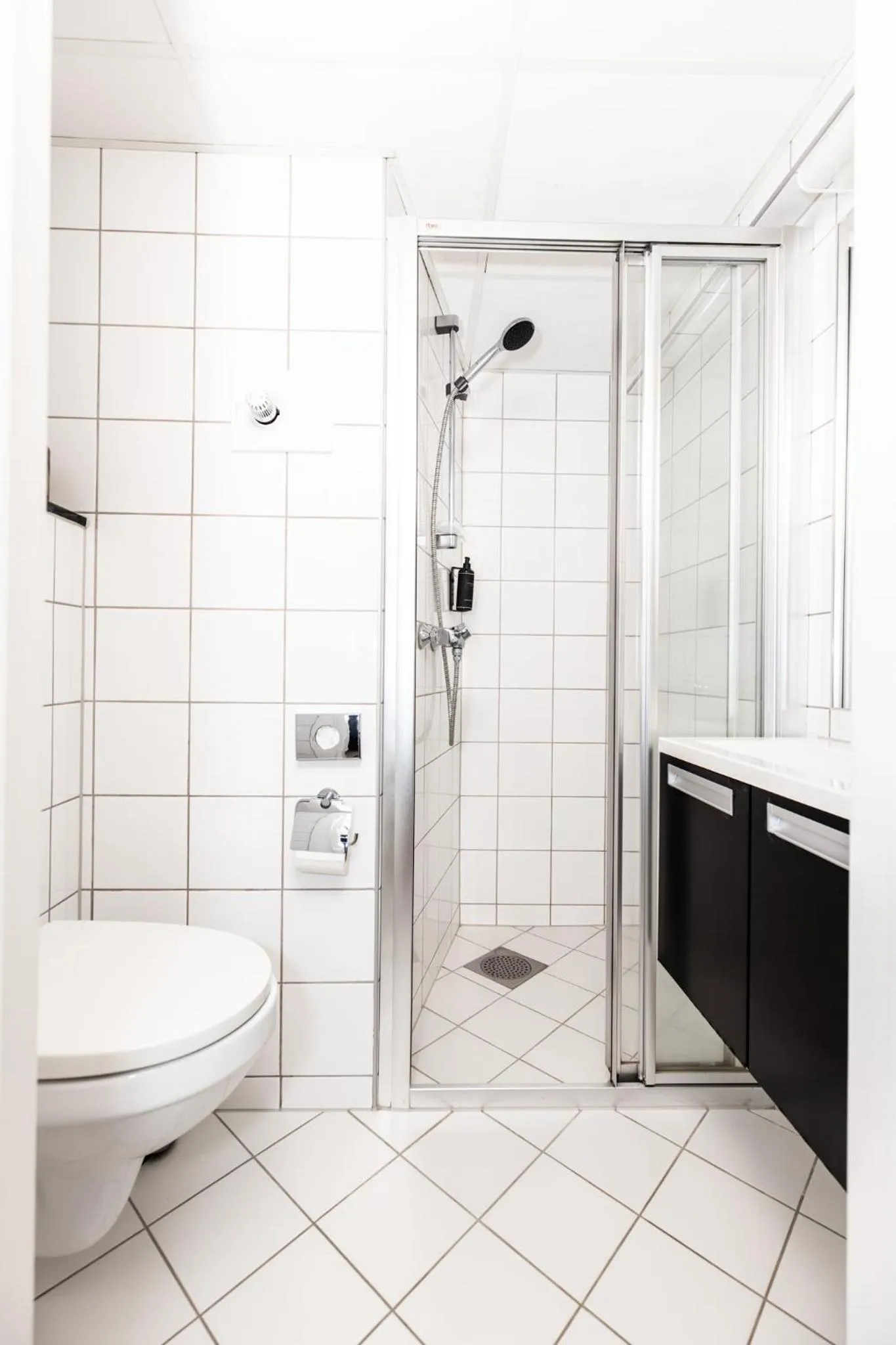 Shower in Thon Partner Hotel Backlund