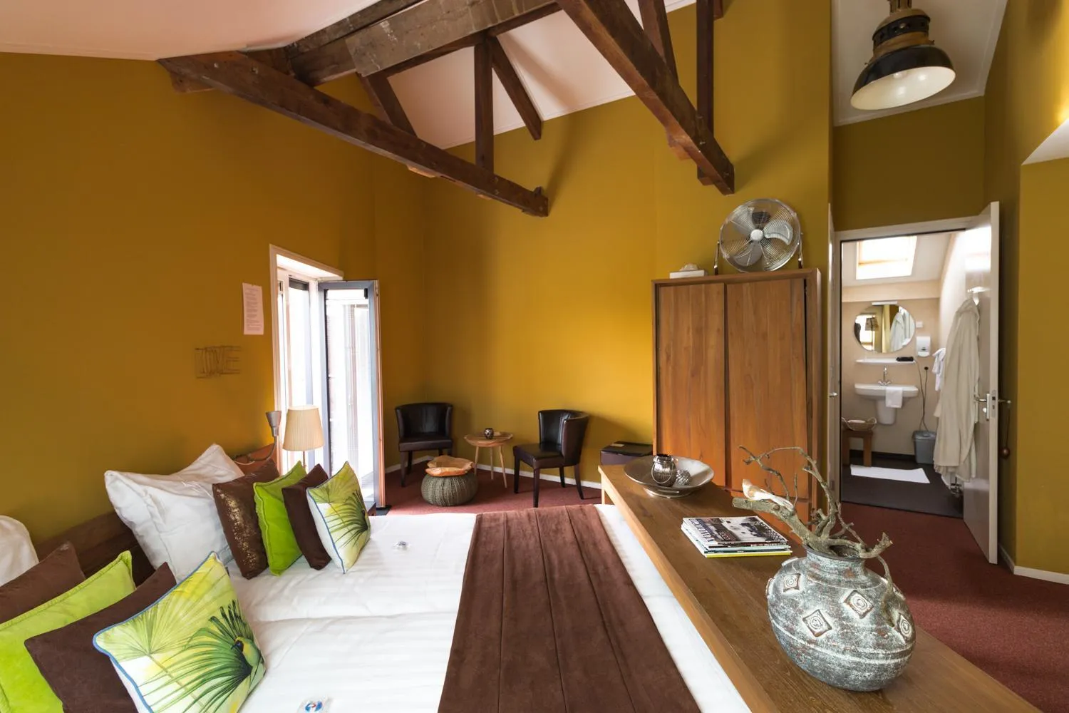 Photo of the whole room in Hotel Restaurant It posthus