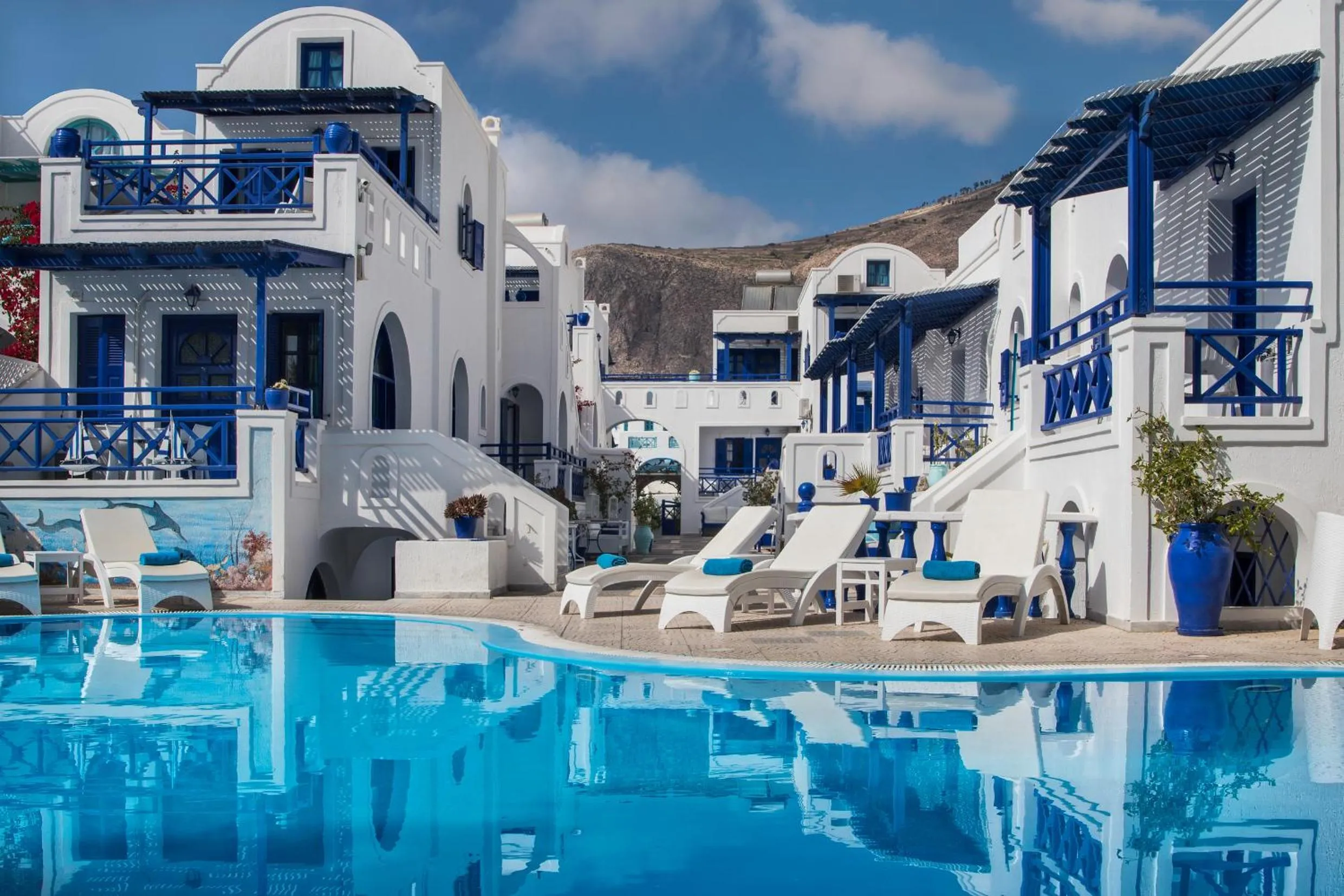 Property building in Samson΄s Village