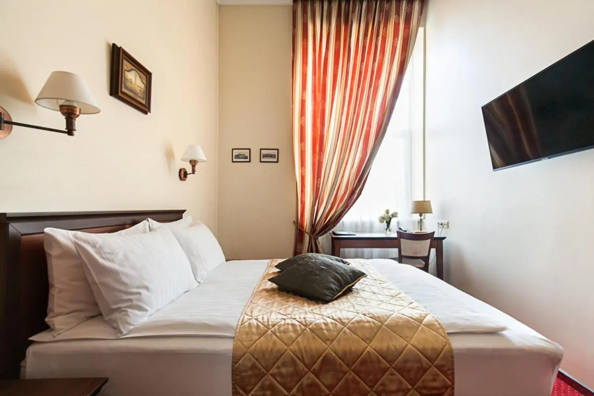 Communal lounge/ TV room, Bed in Conviva