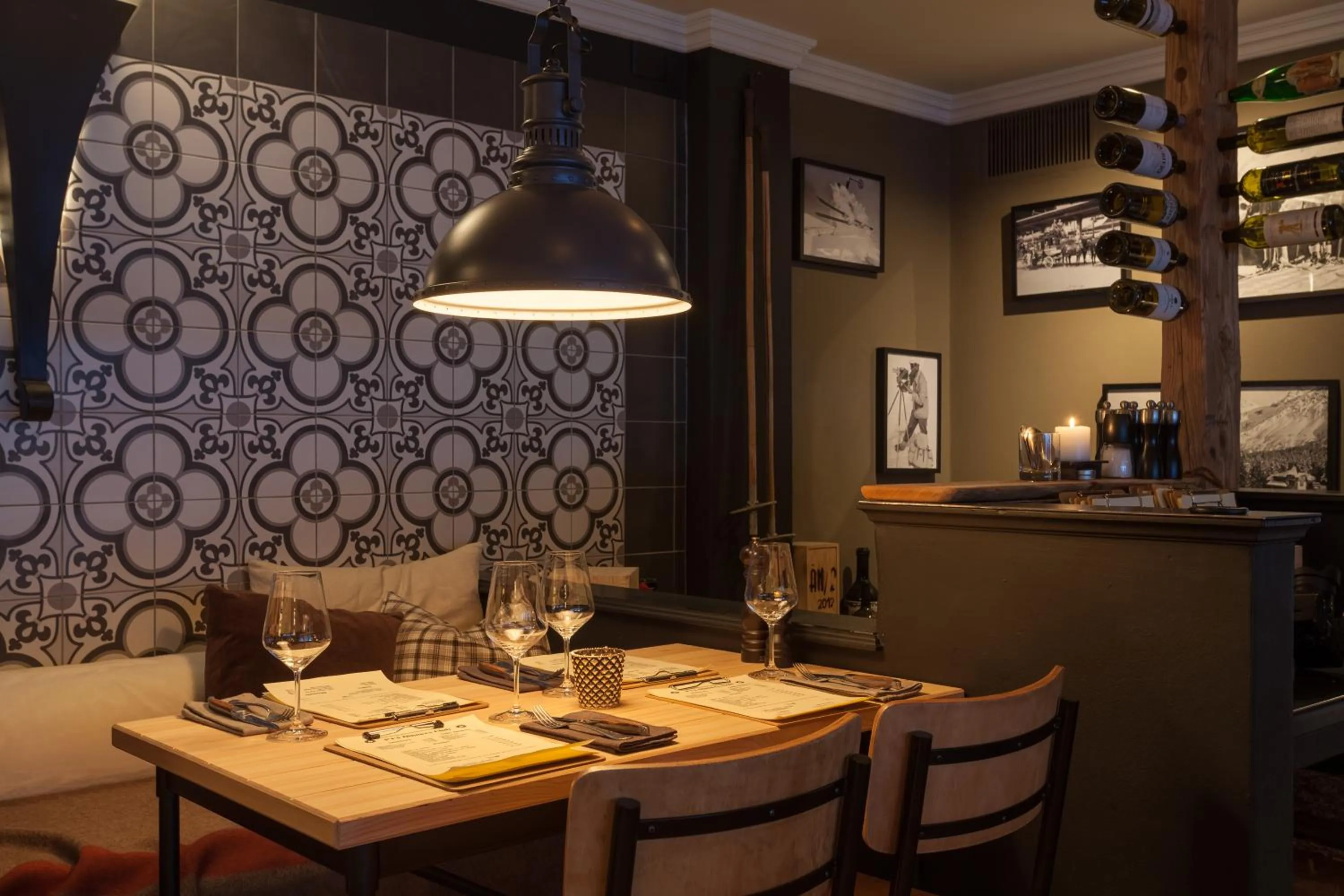 Restaurant/places to eat in Hotel Provisorium13