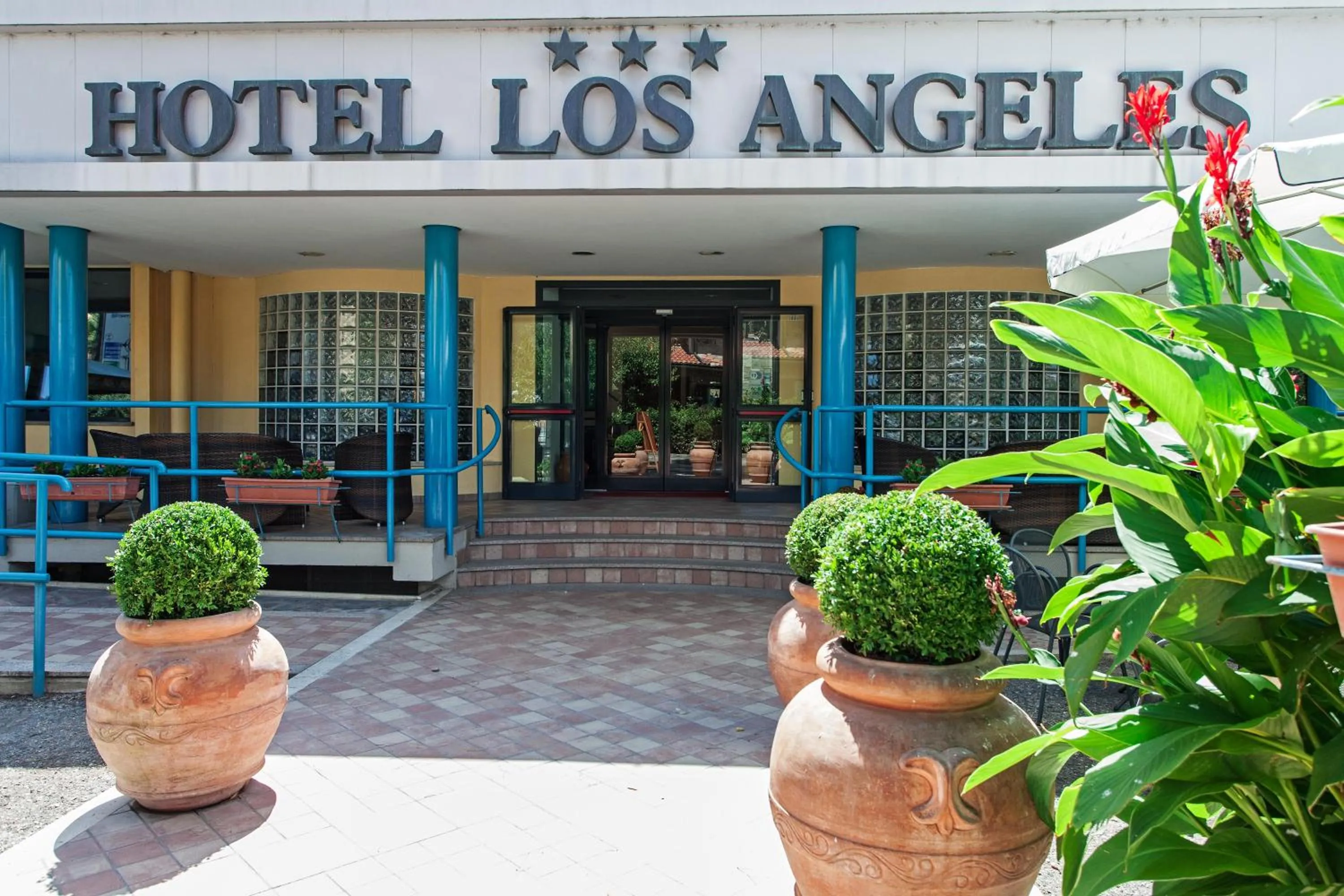 Facade/entrance in Hotel Los Angeles