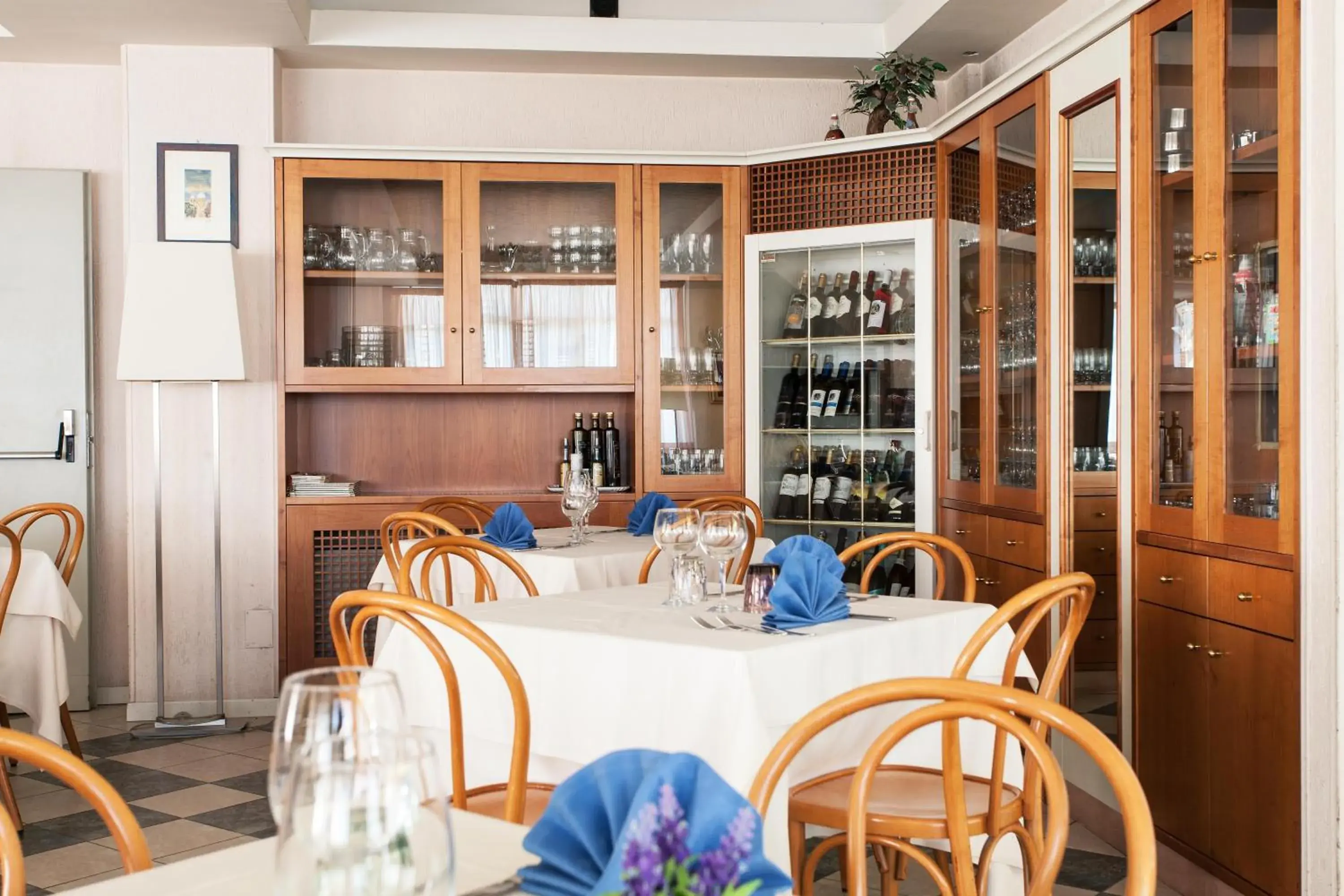 Food and drinks in Hotel Los Angeles Food and drinks in Hotel Los Angeles