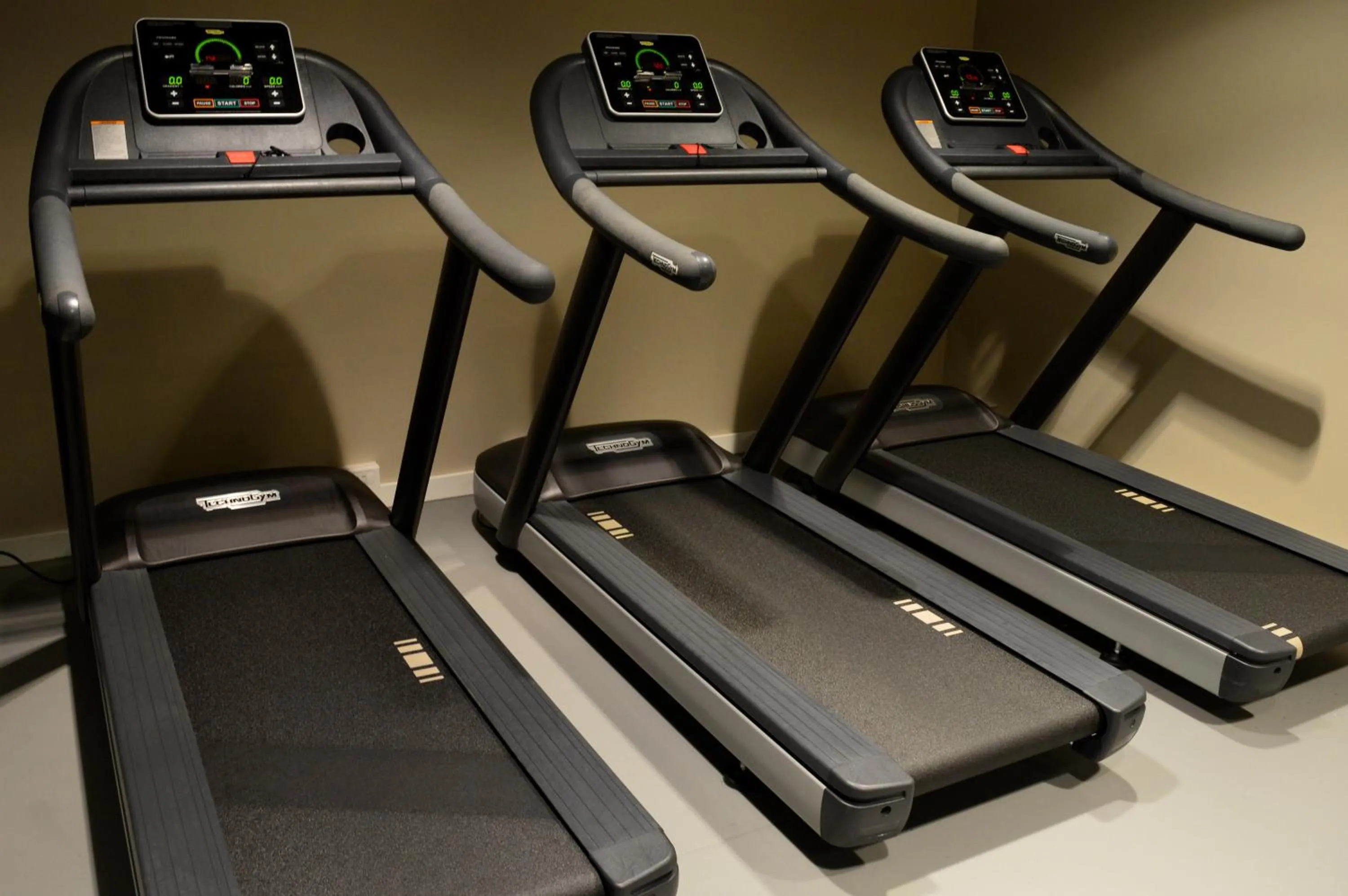 Fitness centre/facilities in Park Inn by Radisson Oslo Airport Hotel West