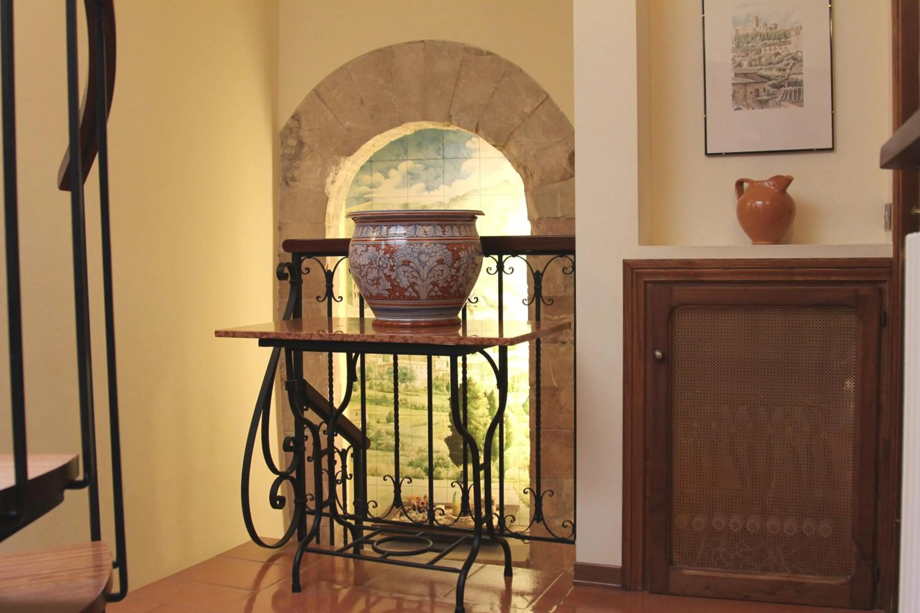 Decorative detail in Hotel Pallotta