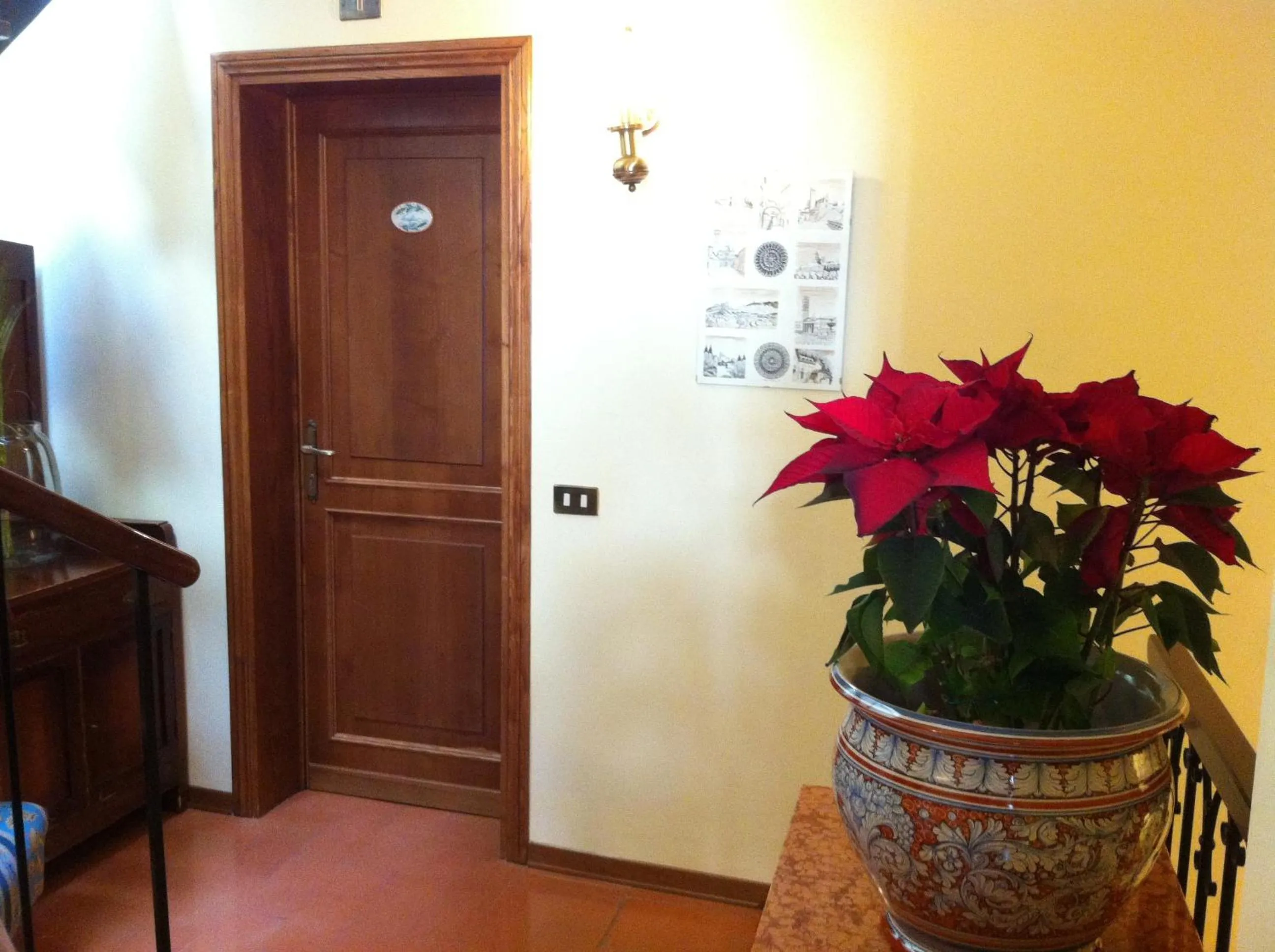 Decorative detail in Hotel Pallotta