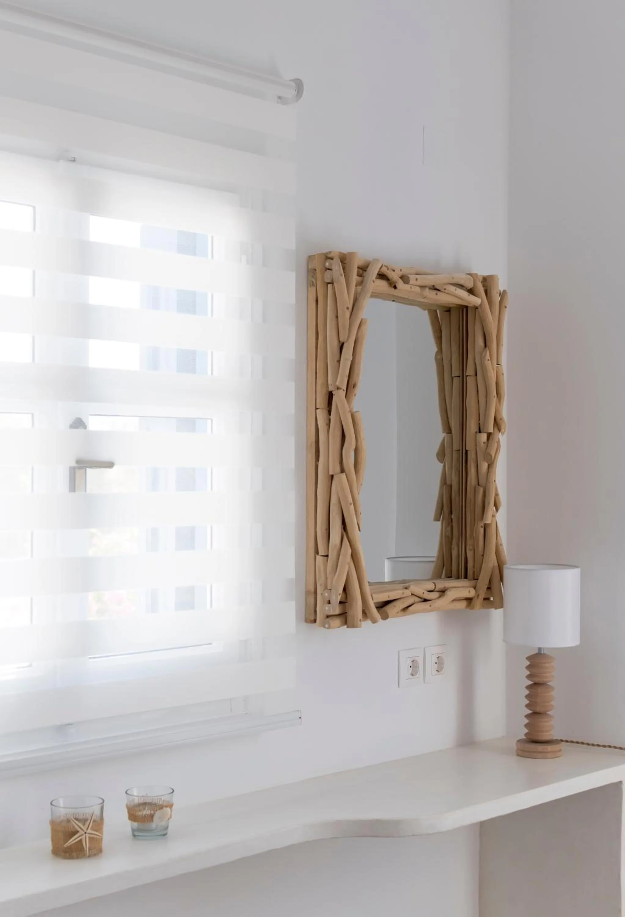 Decorative detail in Mouras studios