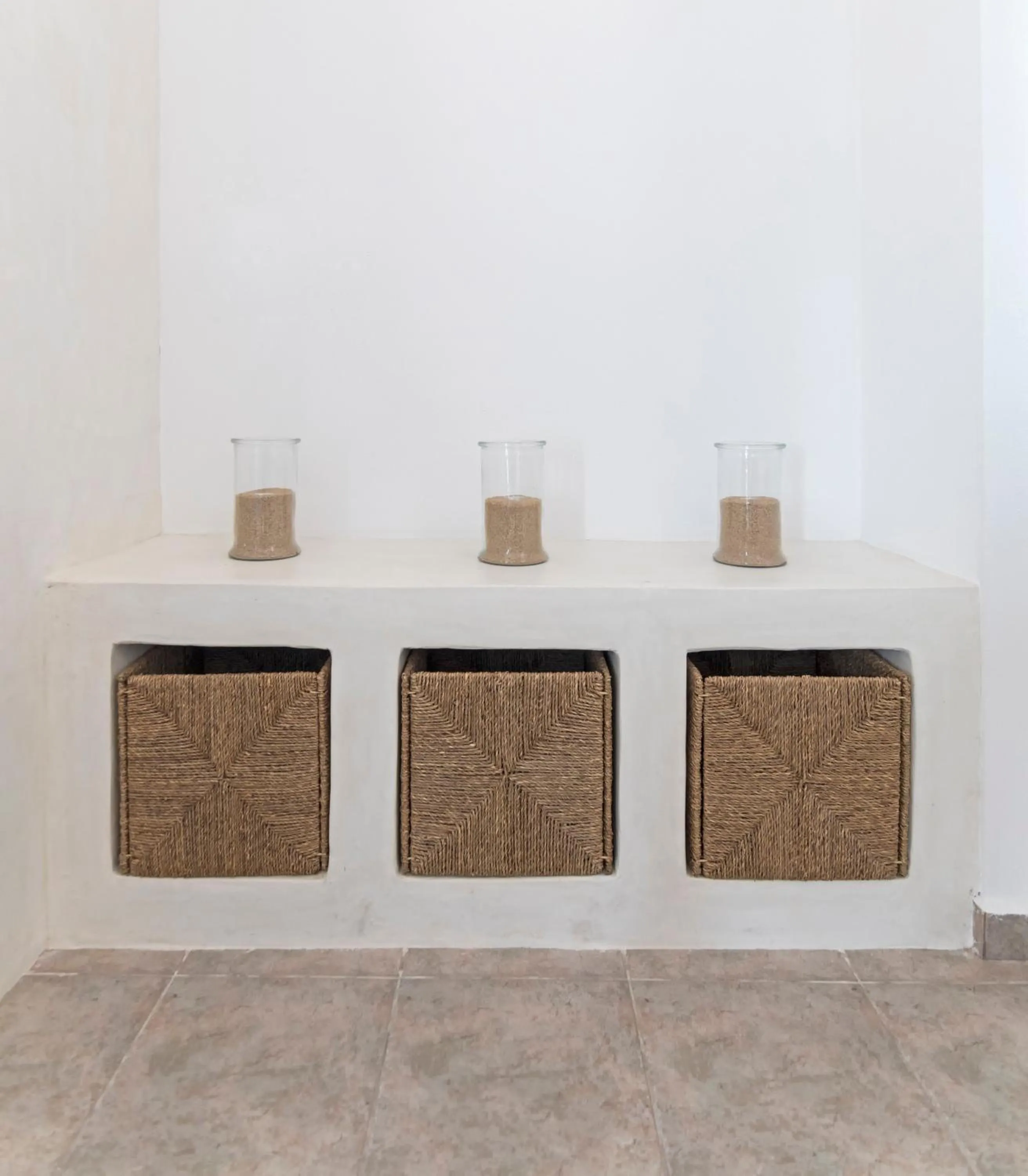 Decorative detail in Mouras studios