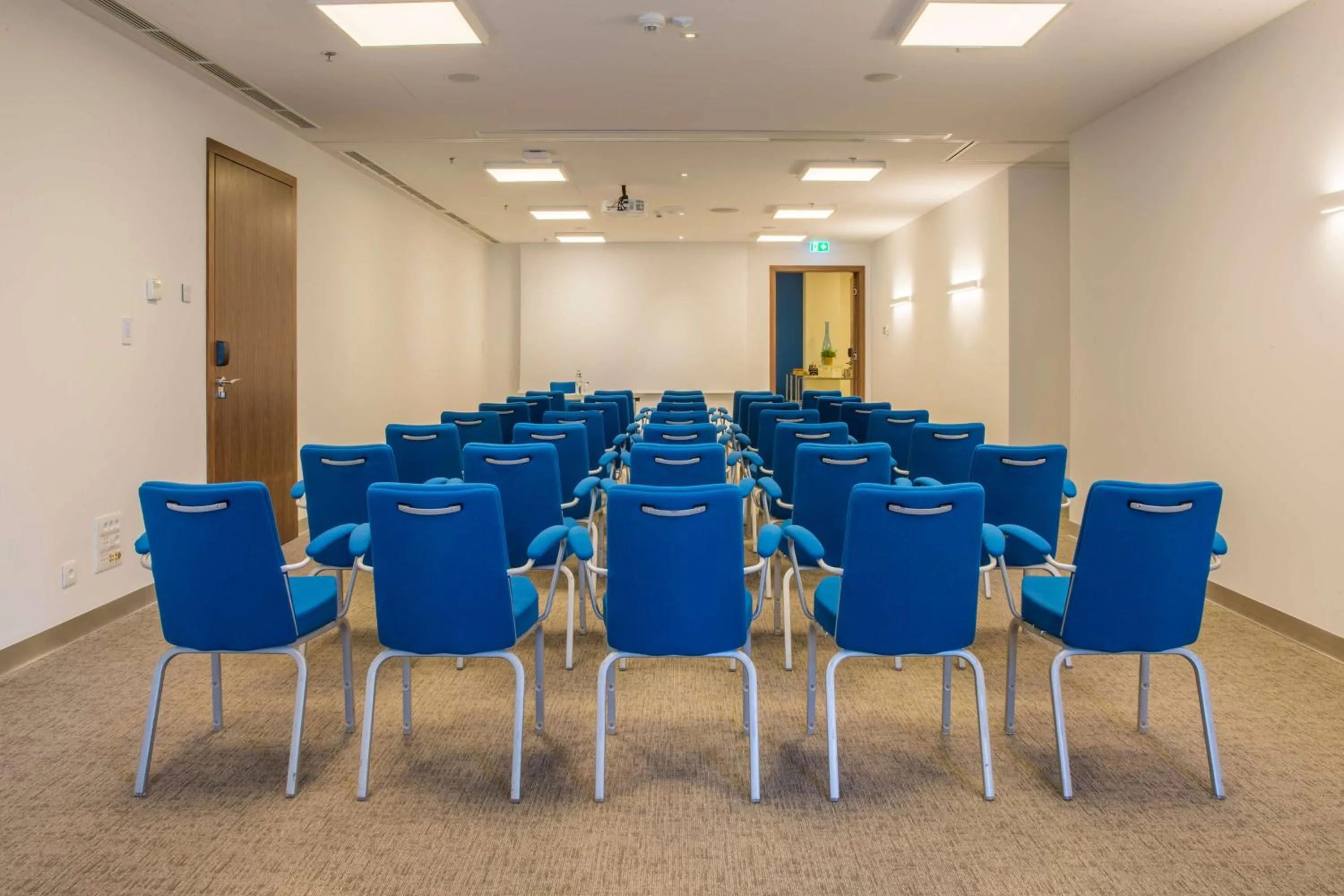 Meeting/conference room in Radisson Blu Resort & Spa