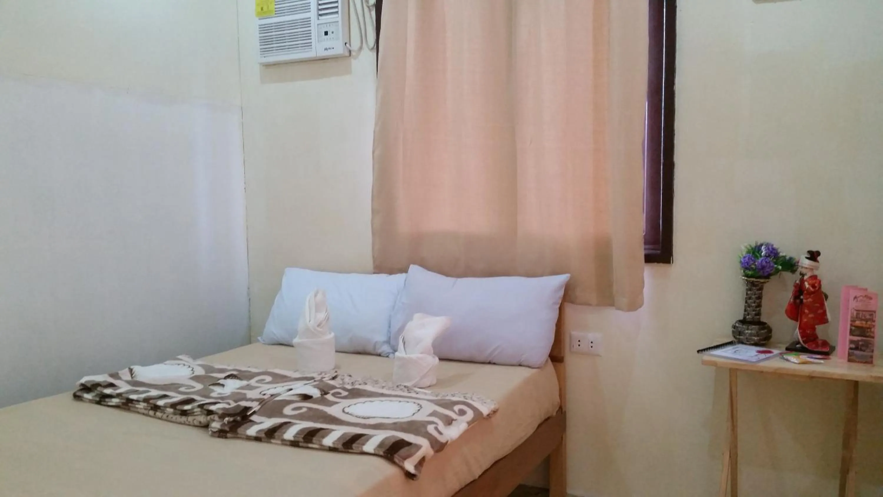 Bed in Villa Encantador Resort