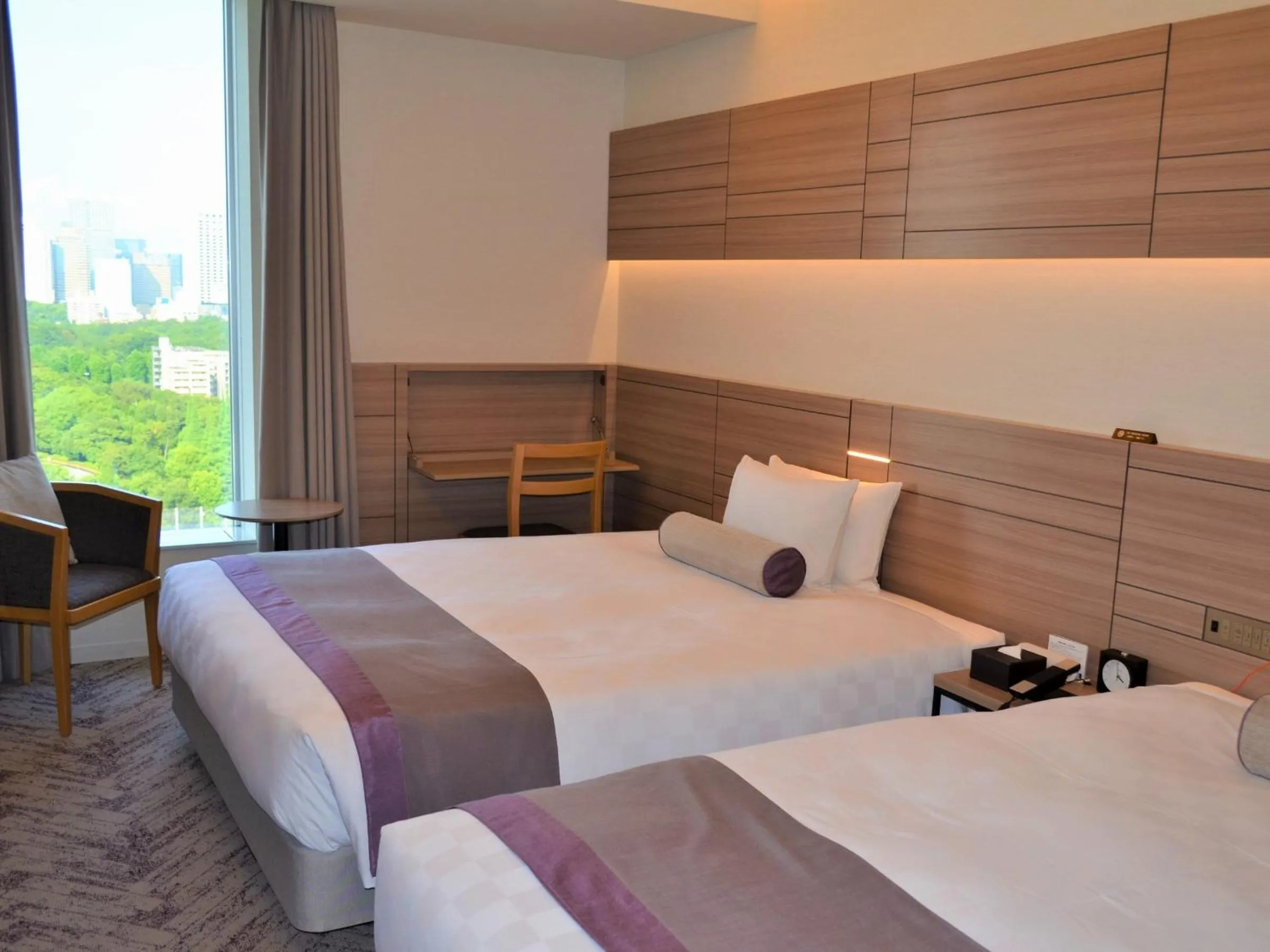 Bed in Nihon Seinenkan Hotel