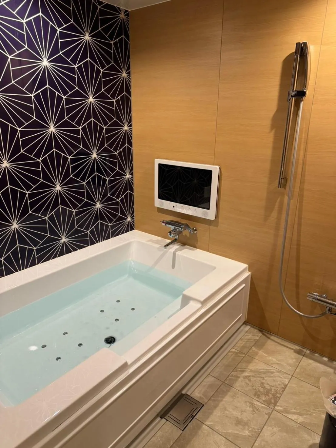 Bath in Dai Tokyo (Adult Only)