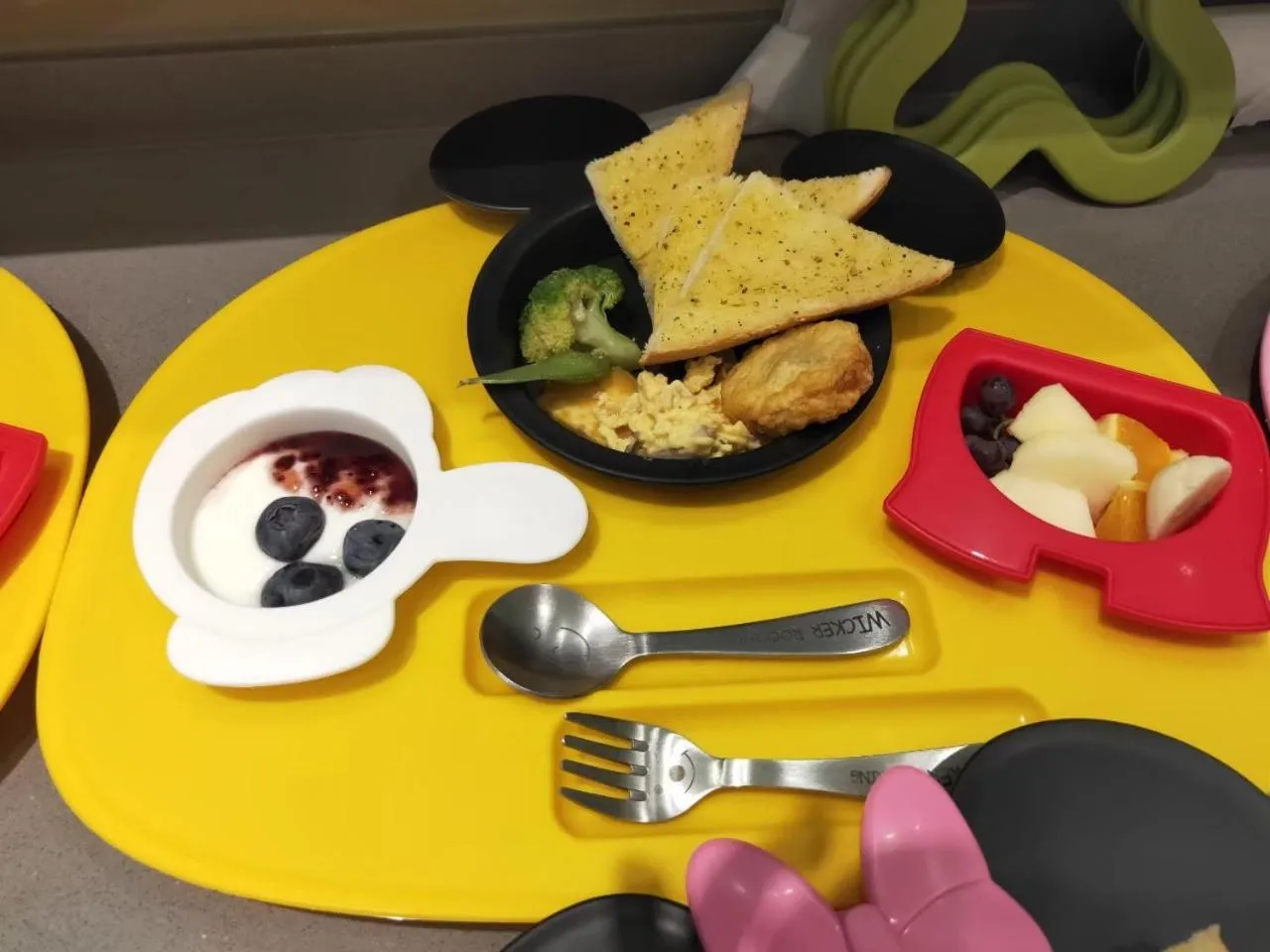 Breakfast in Hi Kids B&B