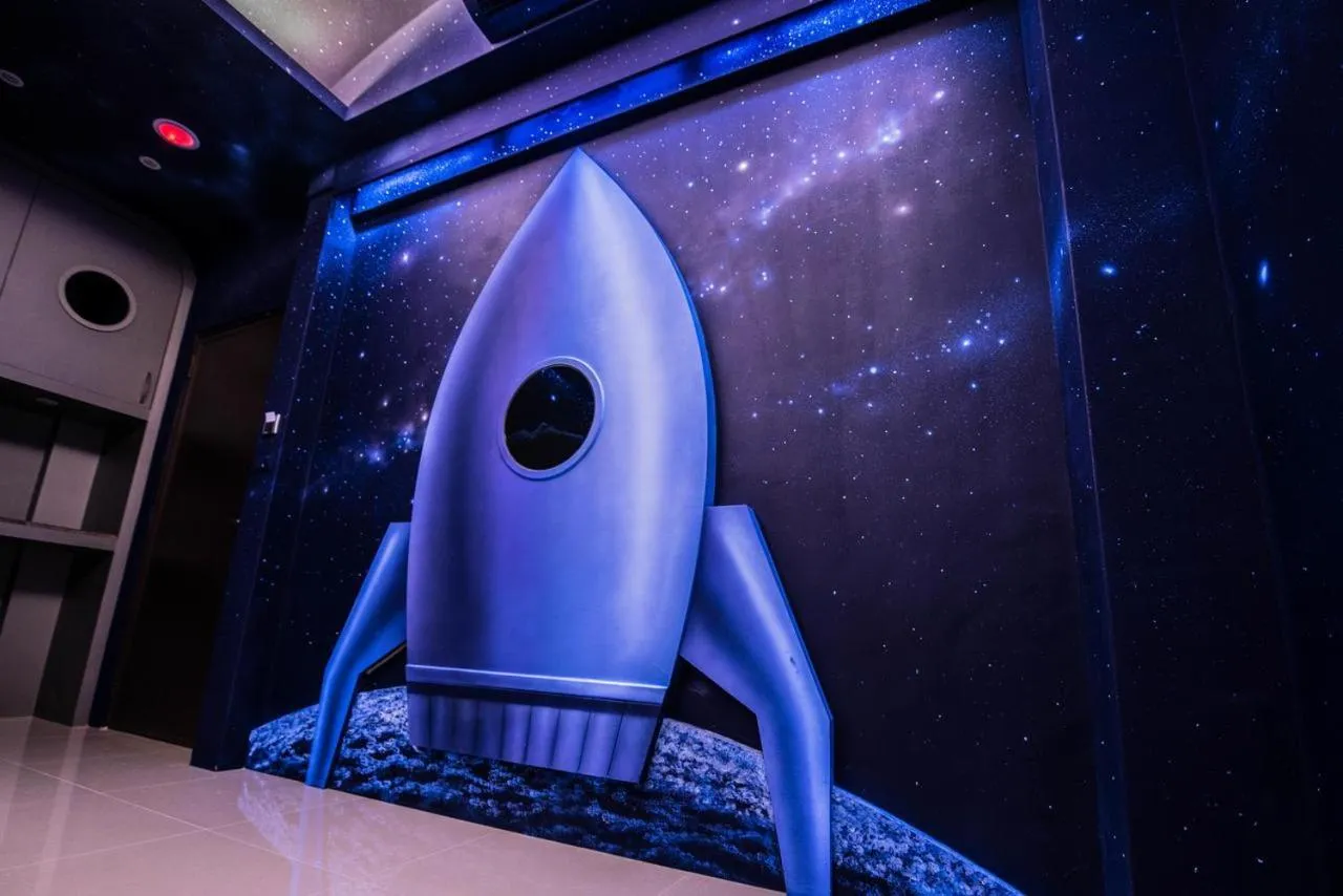 Decorative detail in Hi Kids B&B