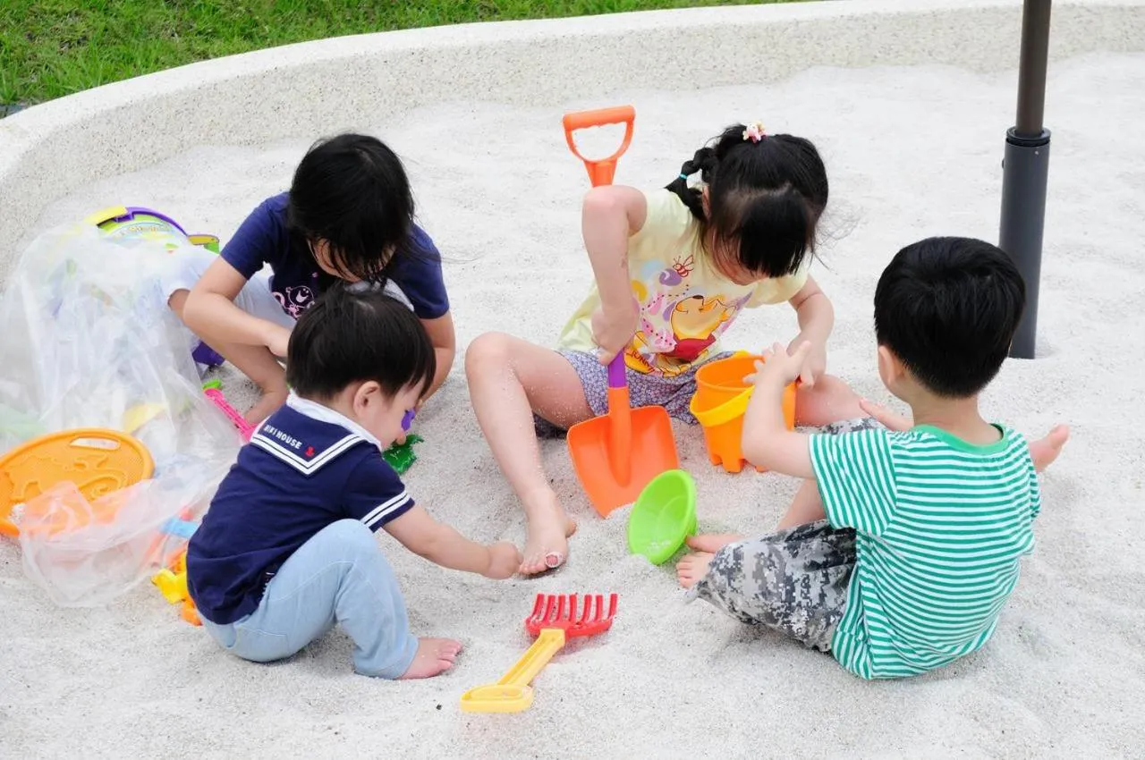 People in Hi Kids B&B