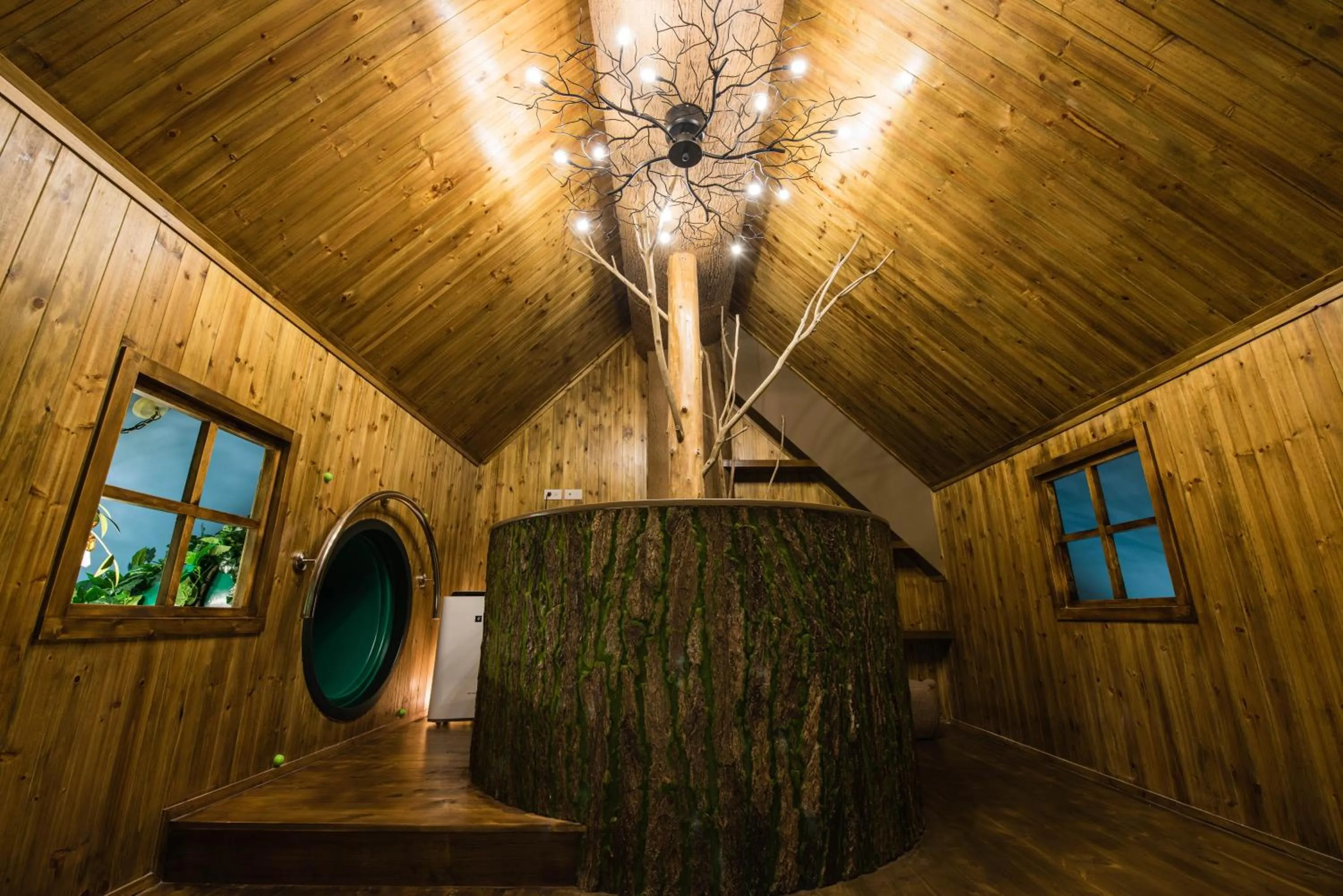 Decorative detail in Hi Kids B&B