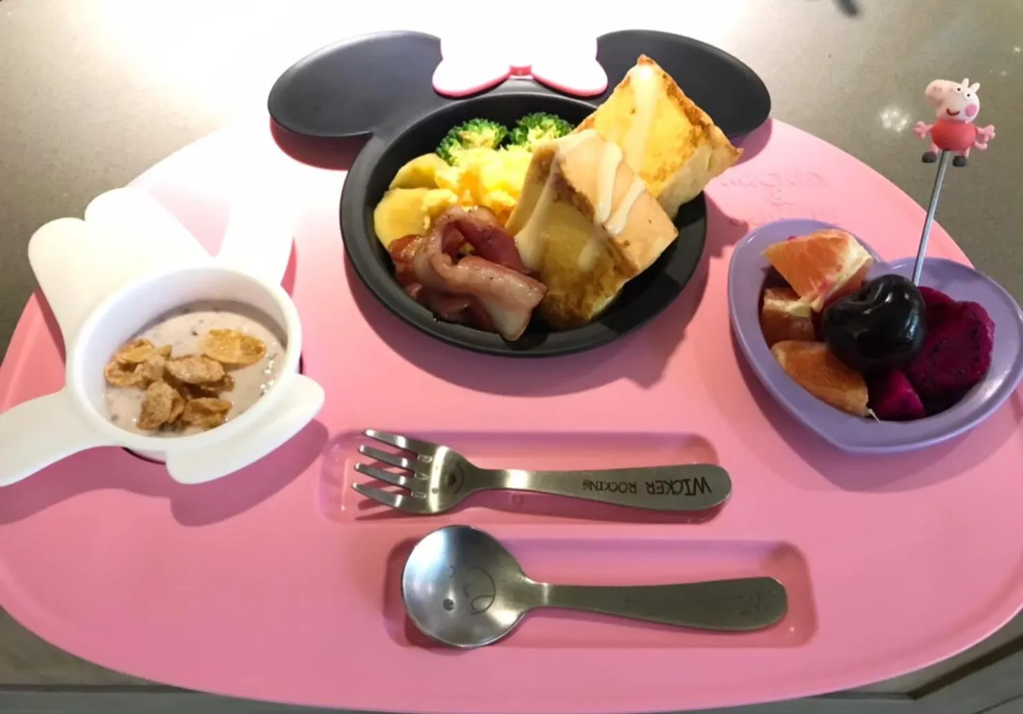 Breakfast in Hi Kids B&B