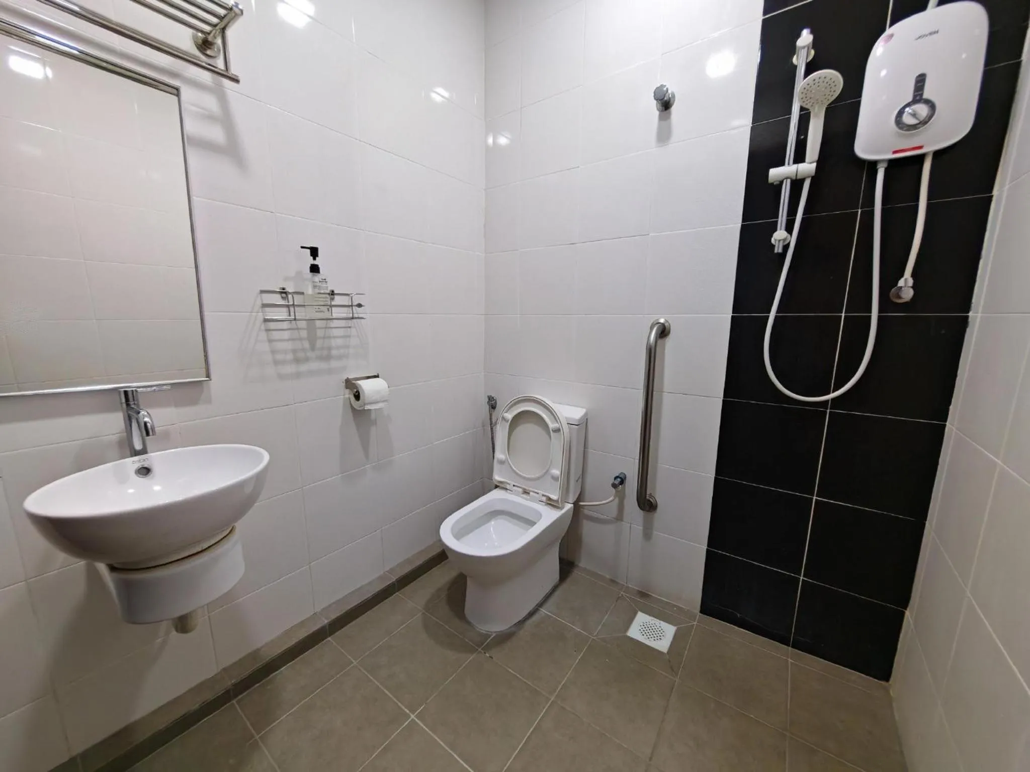 Citrine Hotel