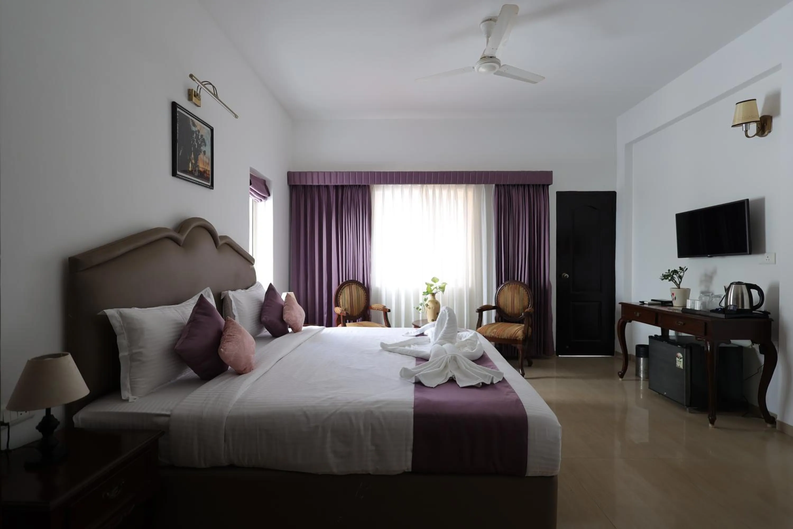 Bed in Casa Ahaana Resort Vagator, By Lavin Hotels