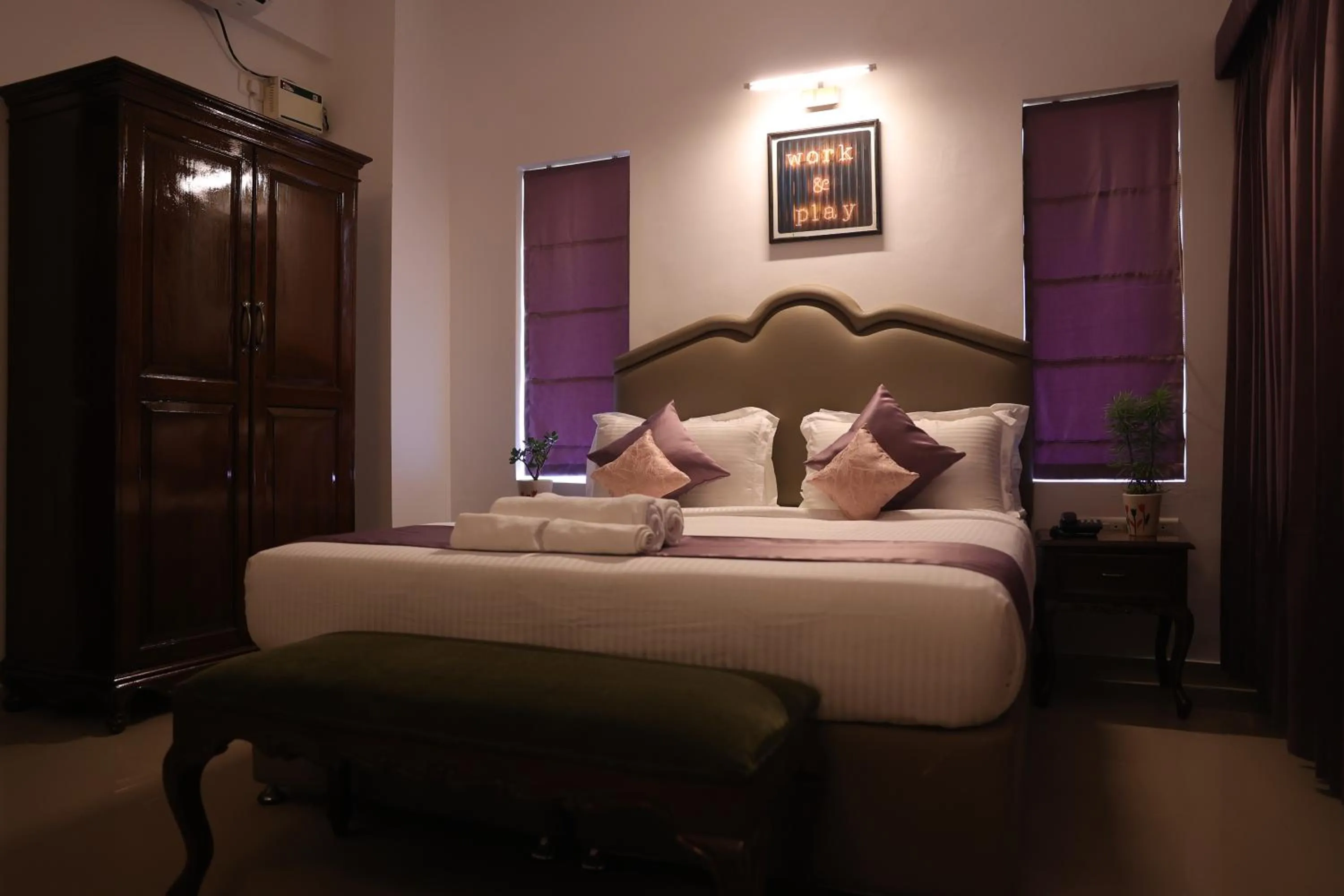 Bed in Casa Ahaana Resort Vagator, By Lavin Hotels