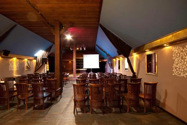 Business facilities in A' PROPOS Hotel, Restauracja, Club