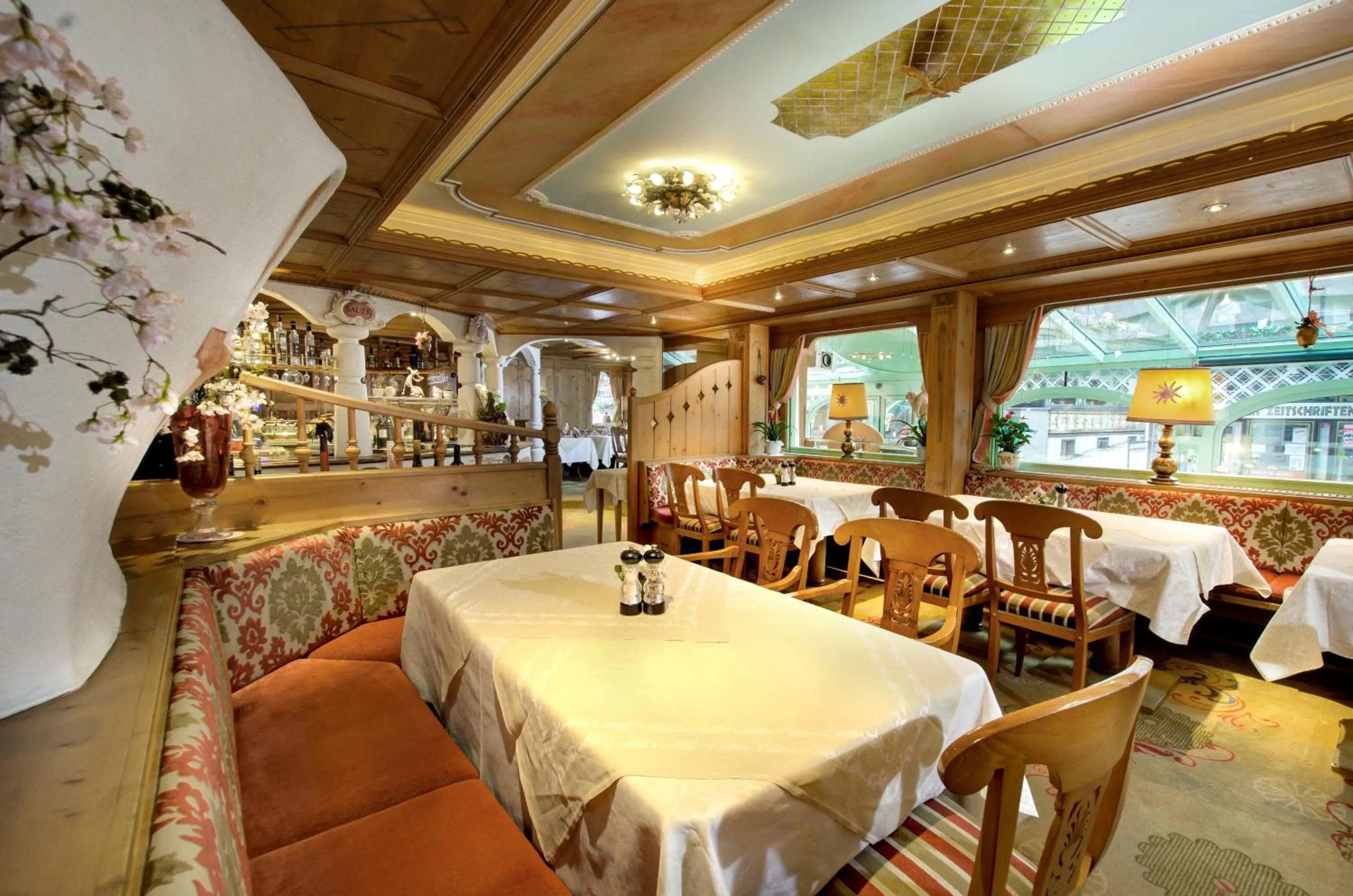 Restaurant/places to eat in Boutique-Hotel Bauer