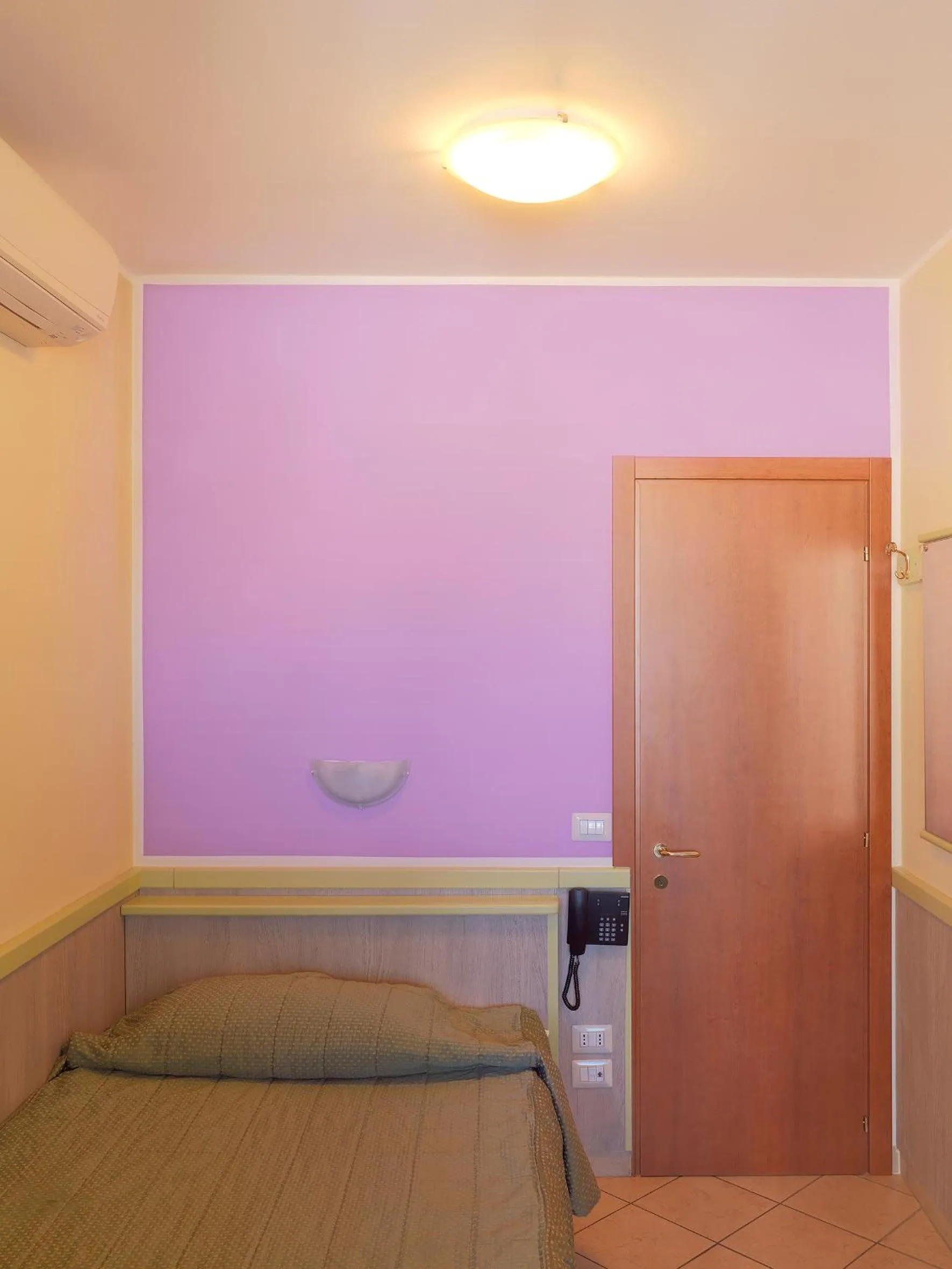 Bed in Hotel Arco Romana