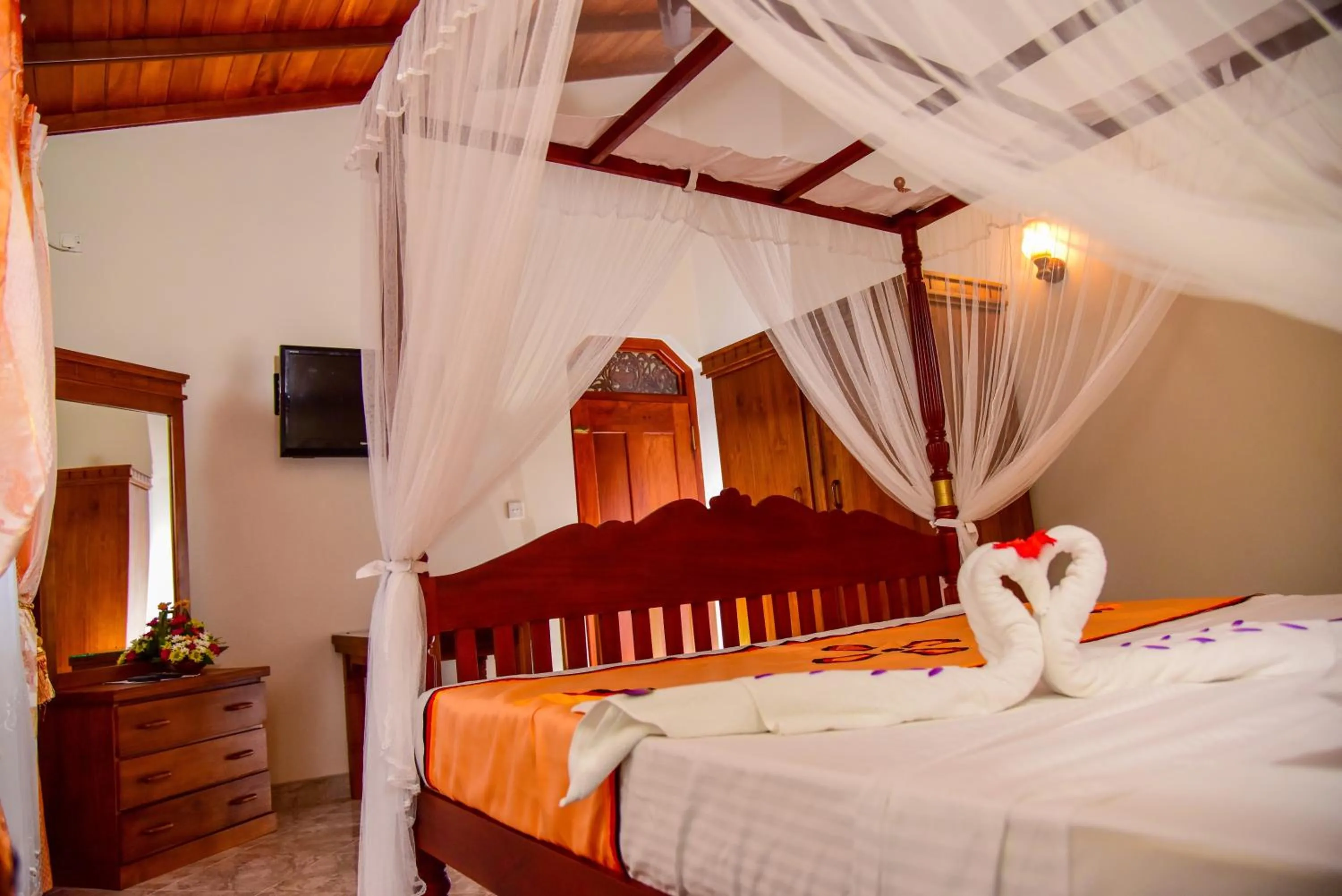 Bedroom, Bed in Lucky Prince Villa & Ayurveda Wellness