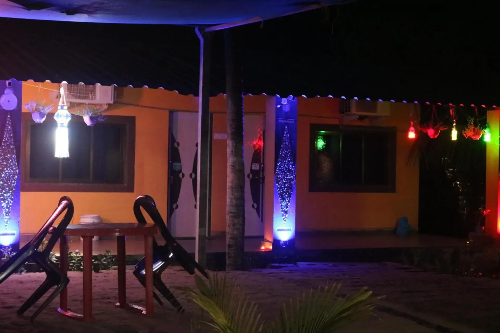 Restaurant/places to eat in Athaang Beach Resort Restaurant/places to eat in Athaang Beach Resort