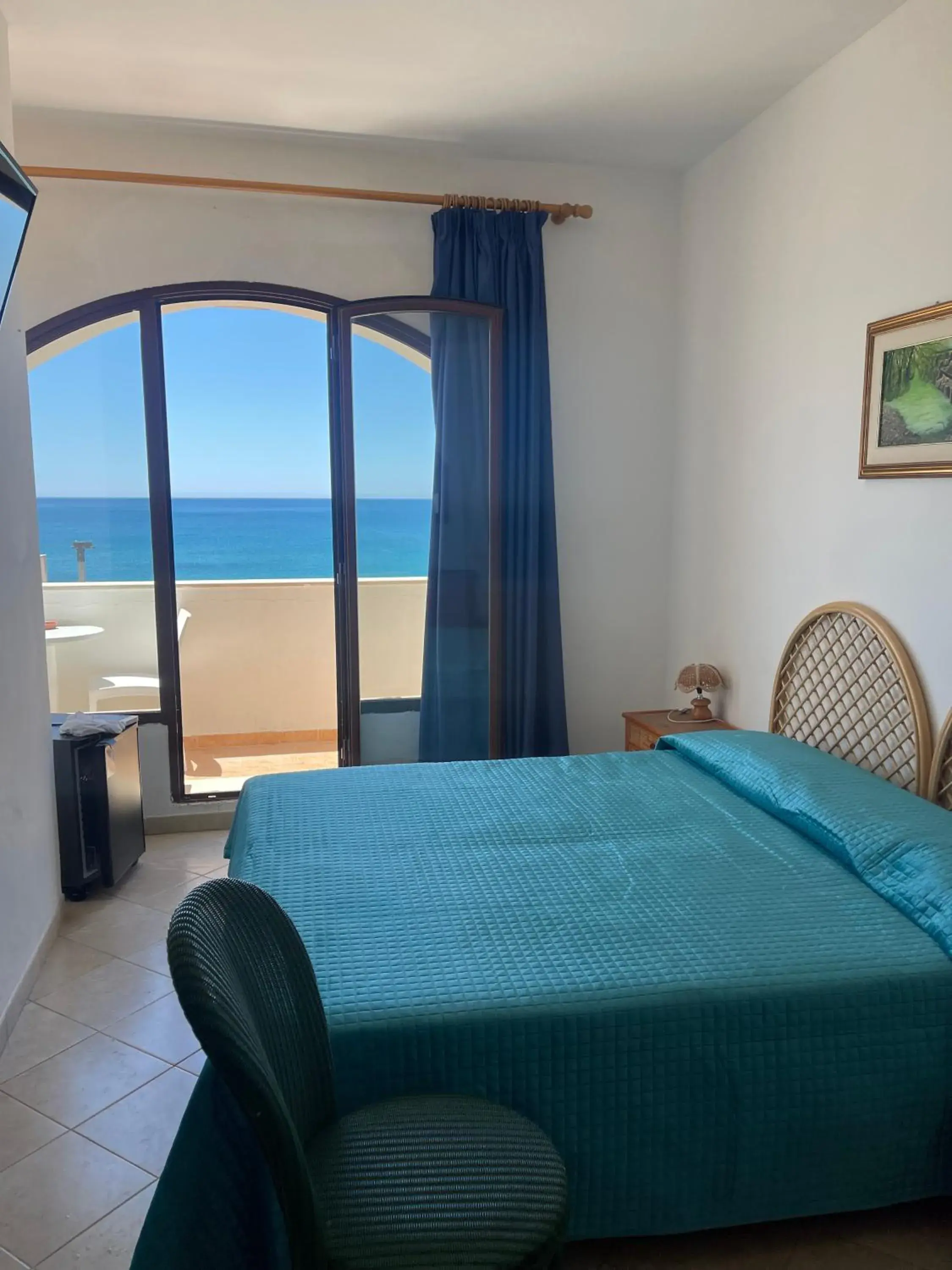 Double or Twin Room with Sea View in Hotel Miramare Garzia Double or Twin Room with Sea View in Hotel Miramare Garzia