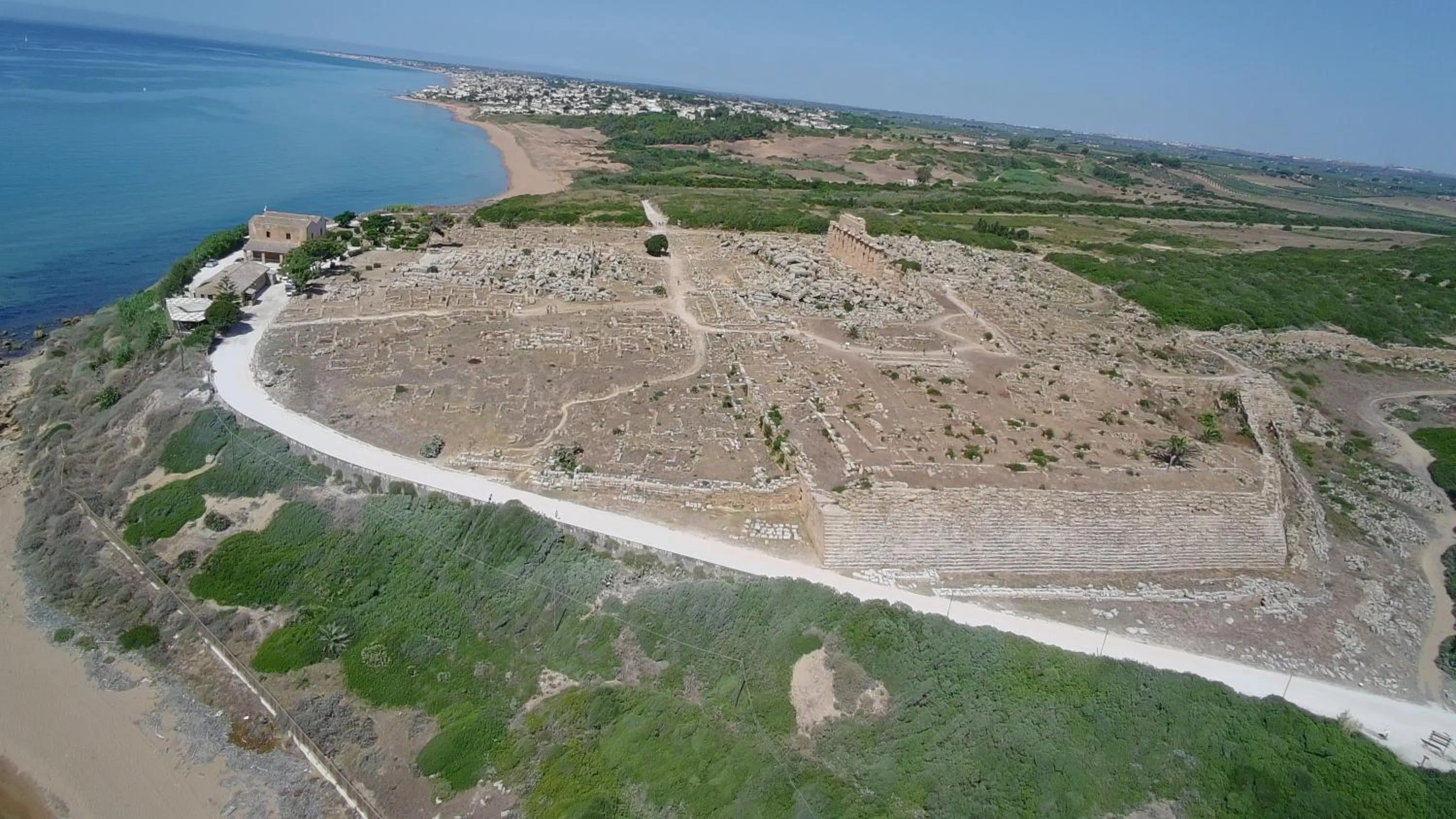 Nearby landmark in Hotel Miramare Garzia